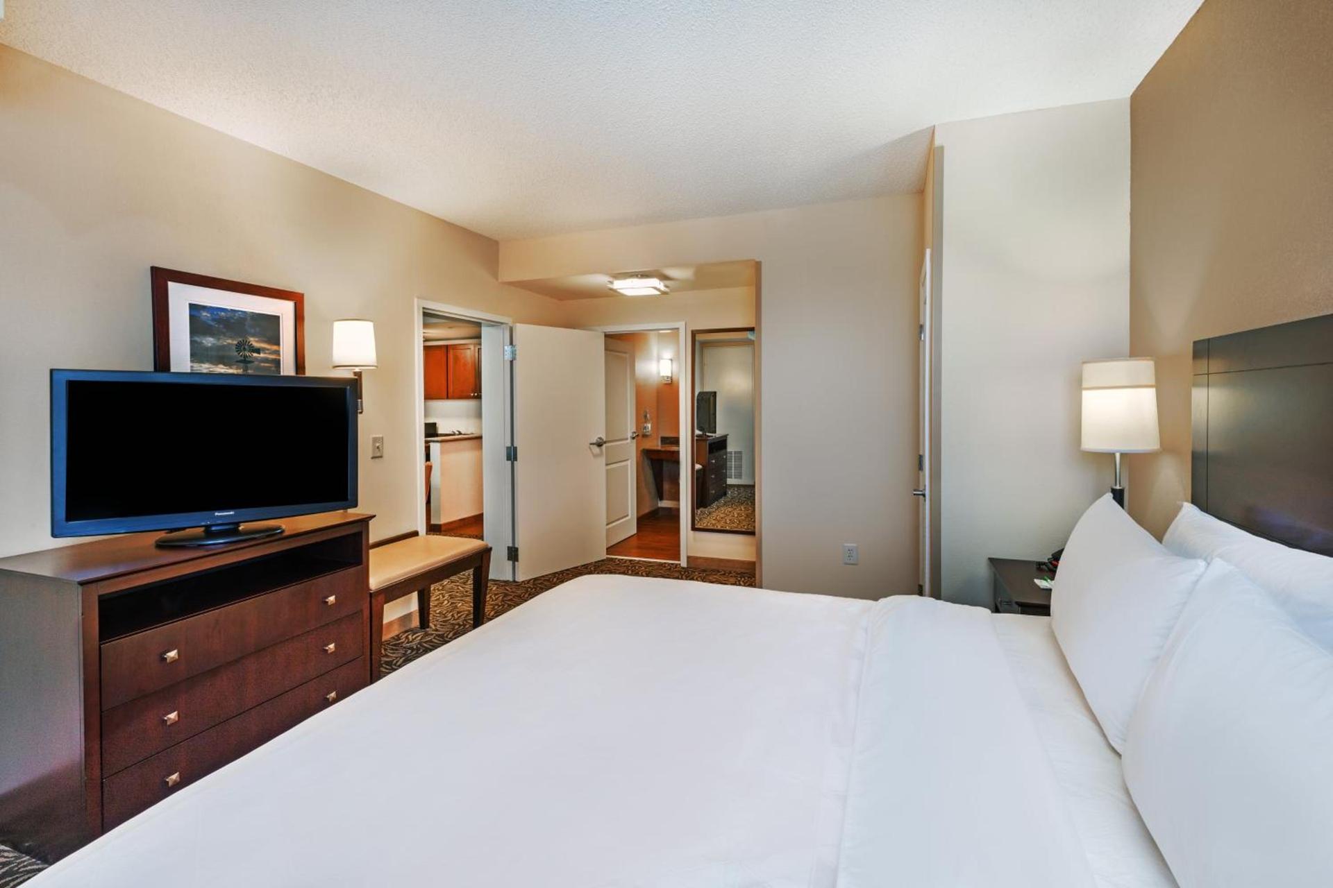 Holiday Inn Ardmore by IHG photo 46