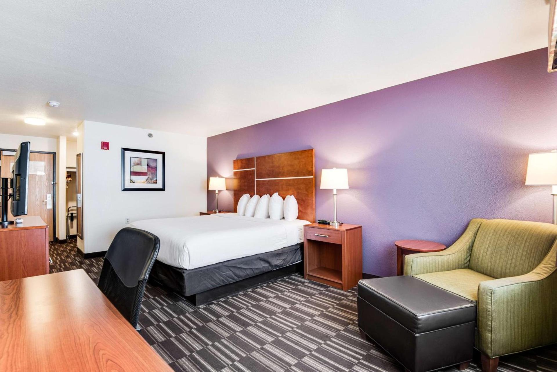 Best Western Firestone Inn & Suites photo 4