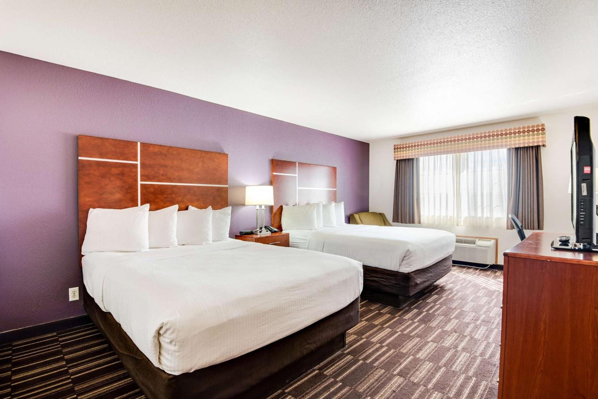 Best Western Firestone Inn & Suites photo 8