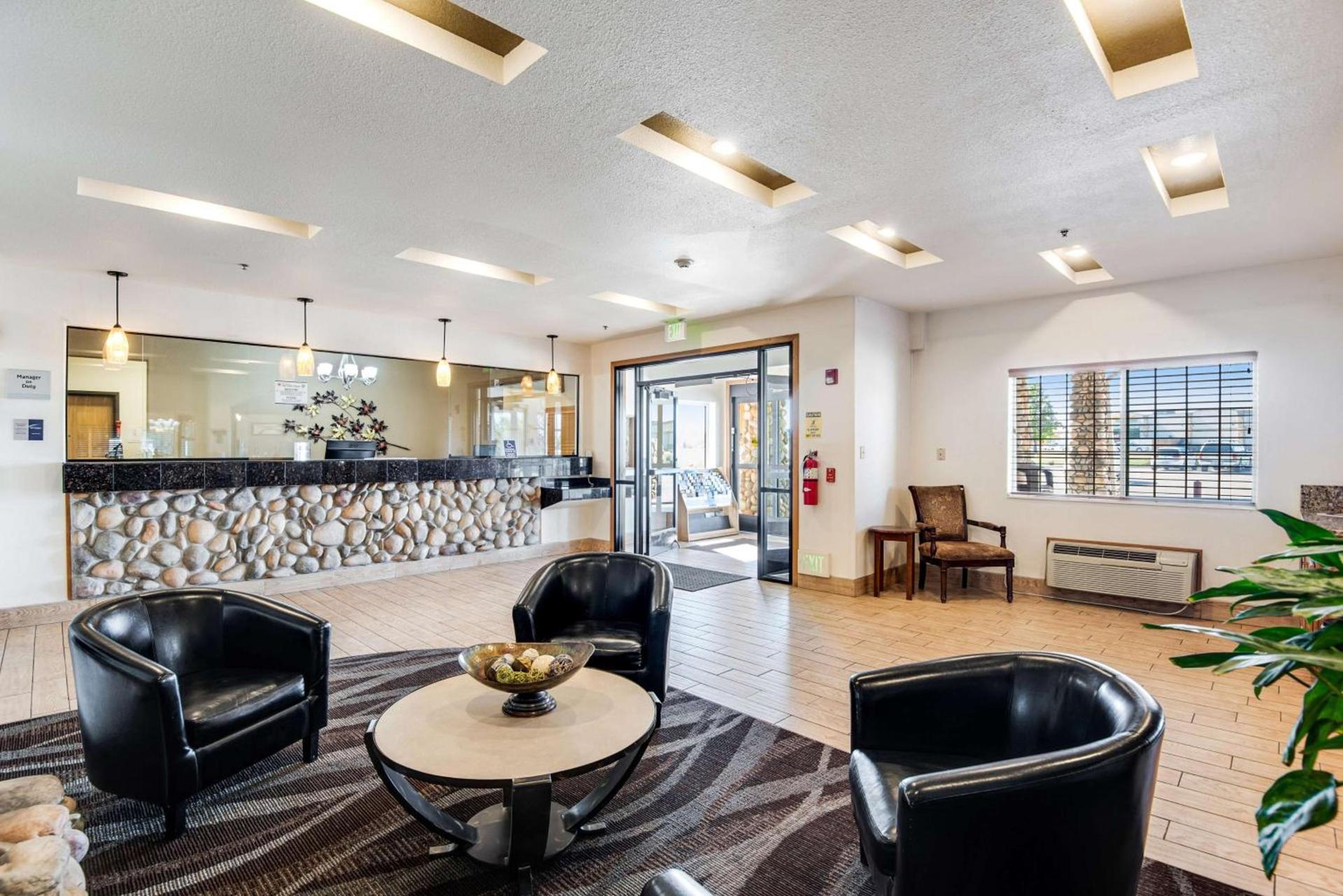 Best Western Firestone Inn & Suites photo 3