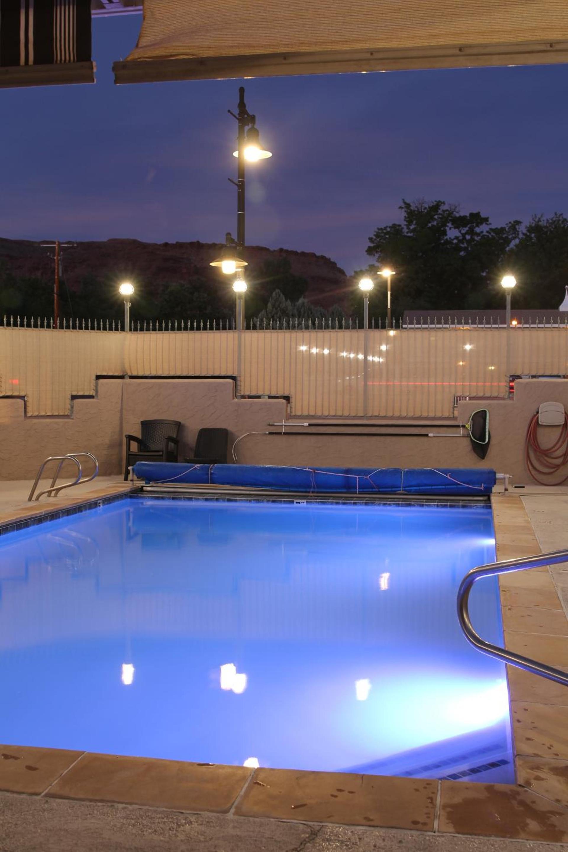 Bowen Motel photo 12