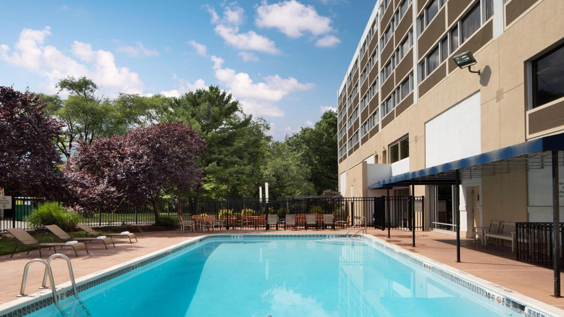 Holiday Inn Clark - Newark by IHG photo 4