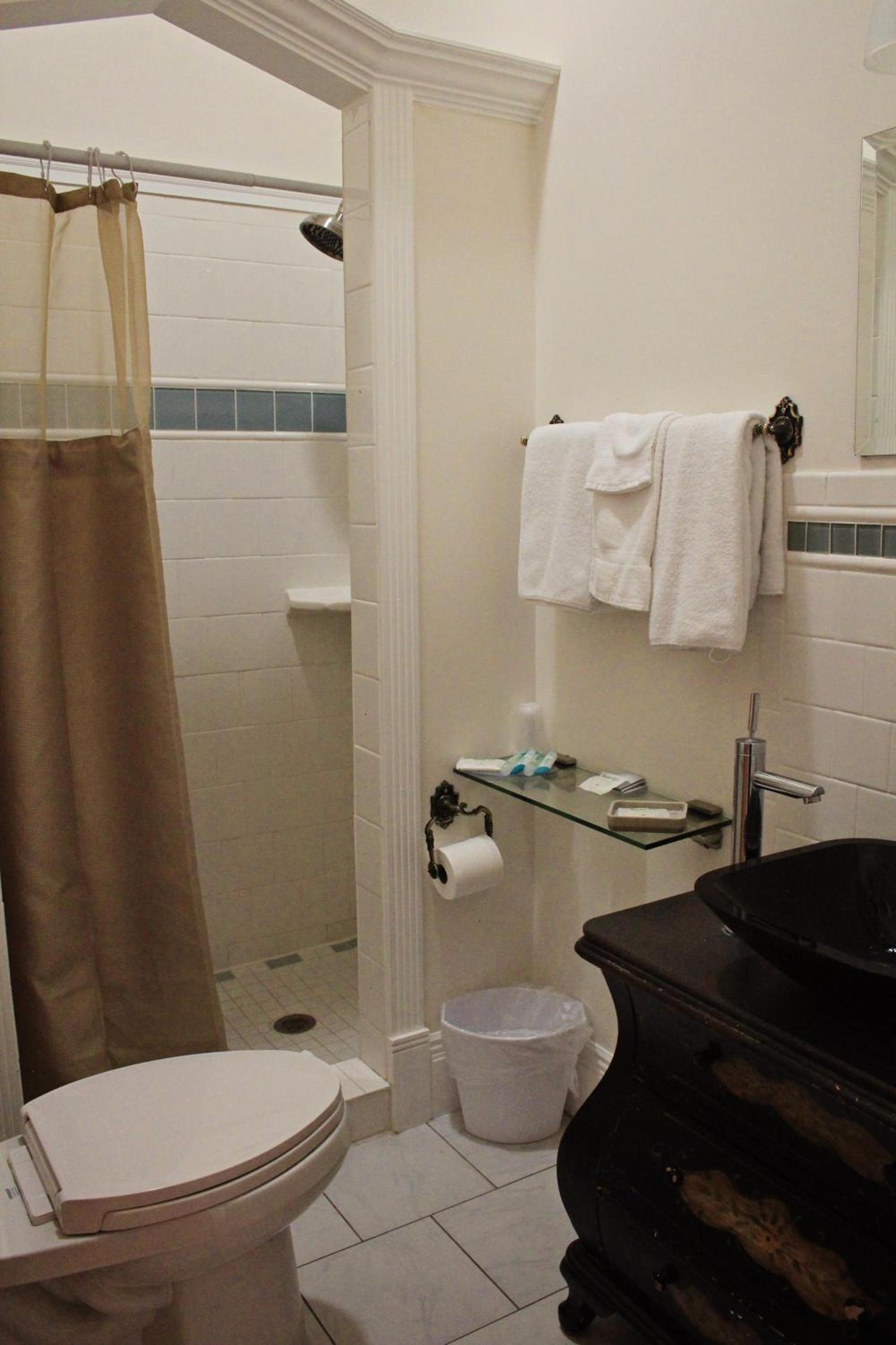 Bowen Motel photo 22