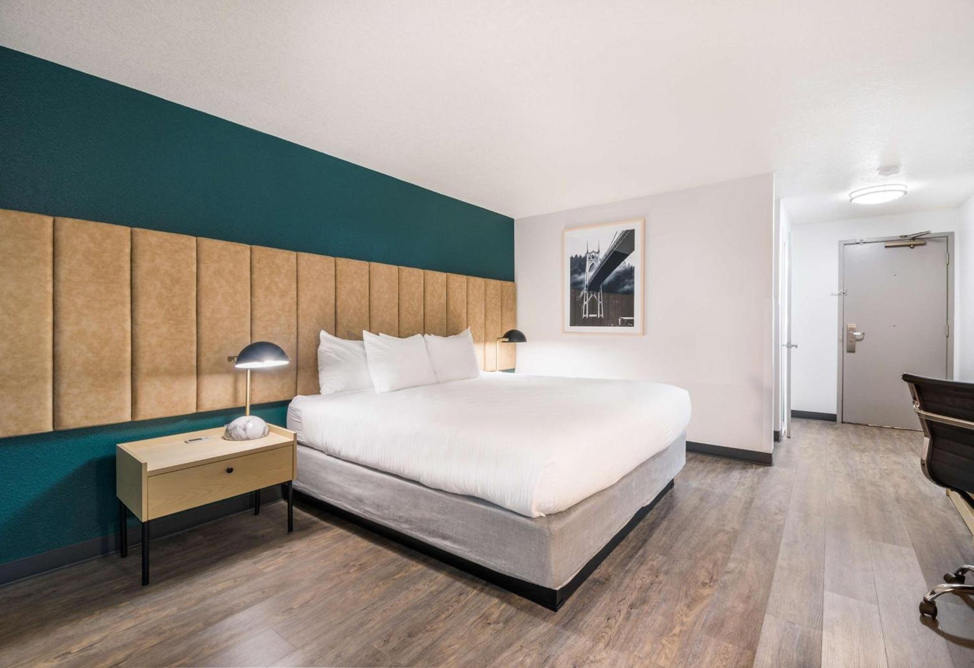 Best Western Portland West Beaverton photo 29