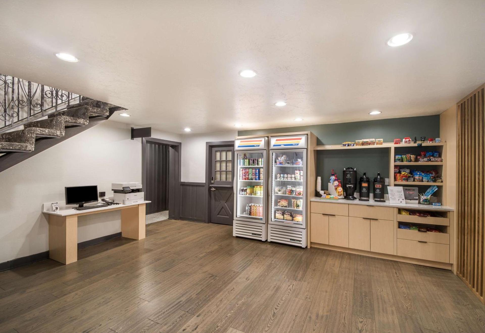 Best Western Portland West Beaverton photo 32