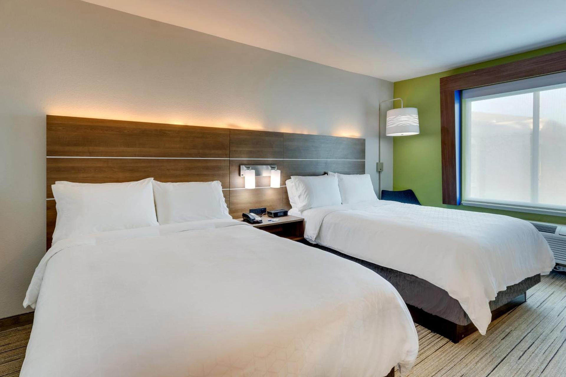 Holiday Inn Express & Suites Waxahachie by IHG photo 30