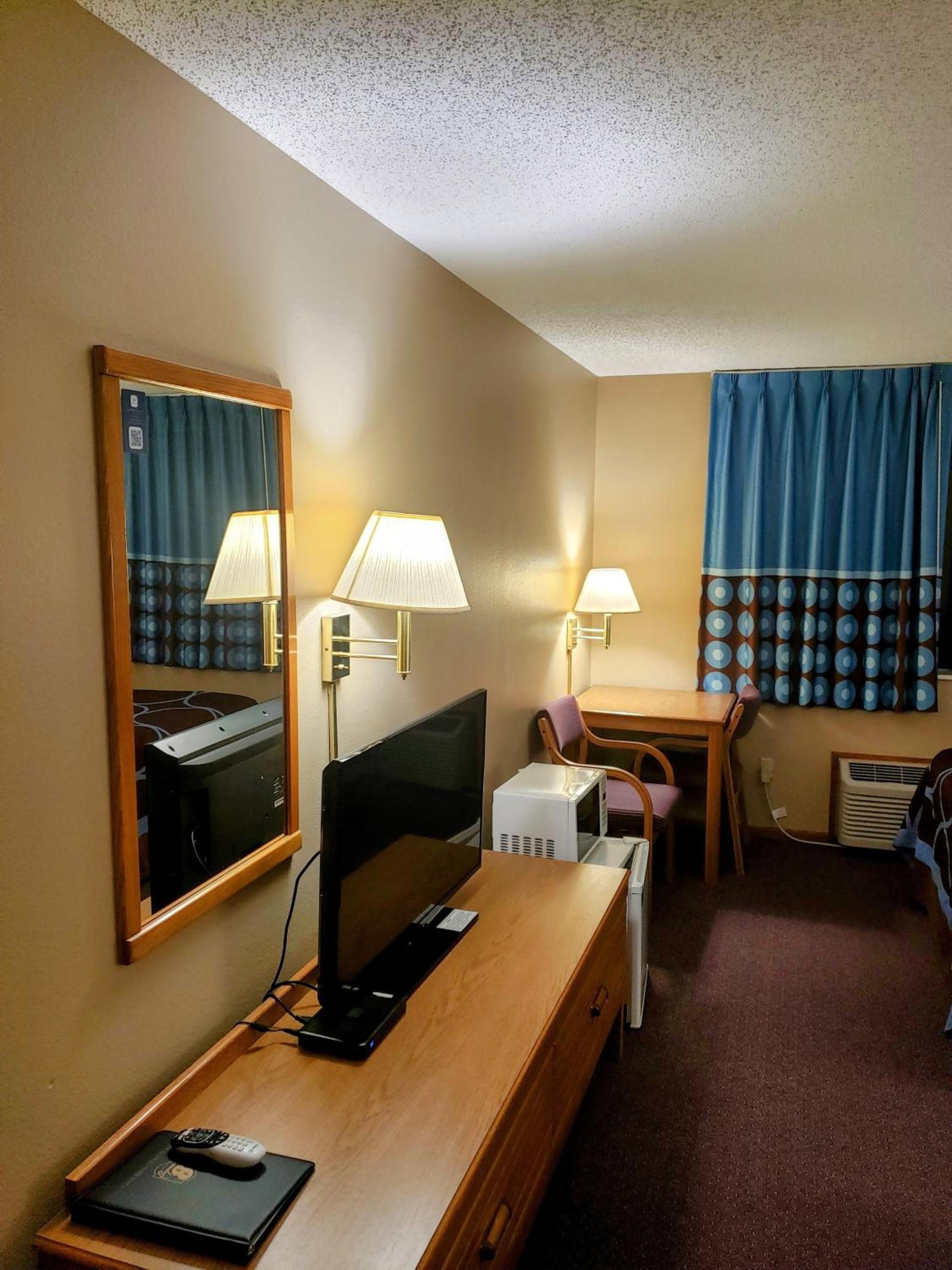 Super 8 by Wyndham Chariton photo 50