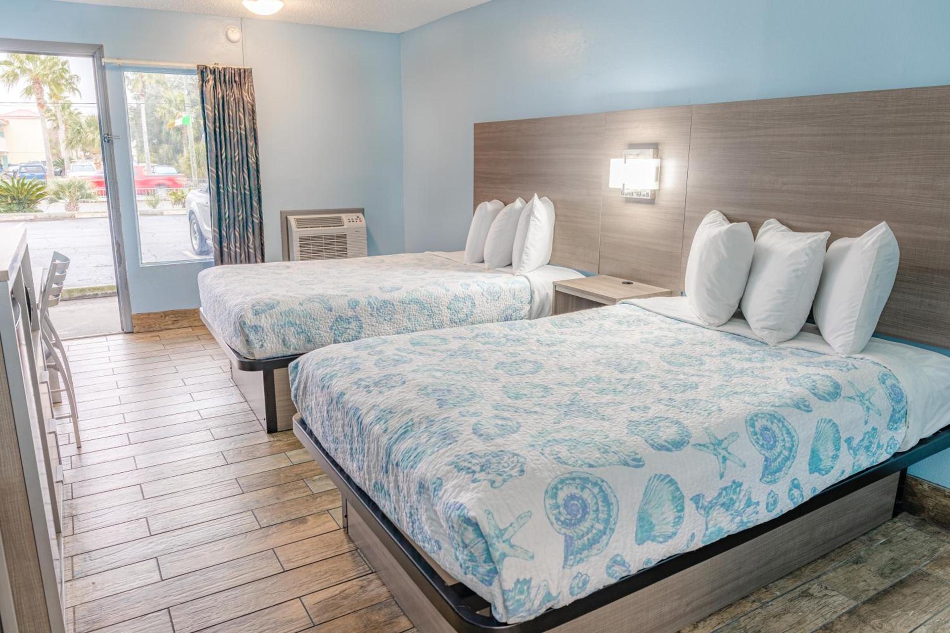 Sandcastle Inn photo 24