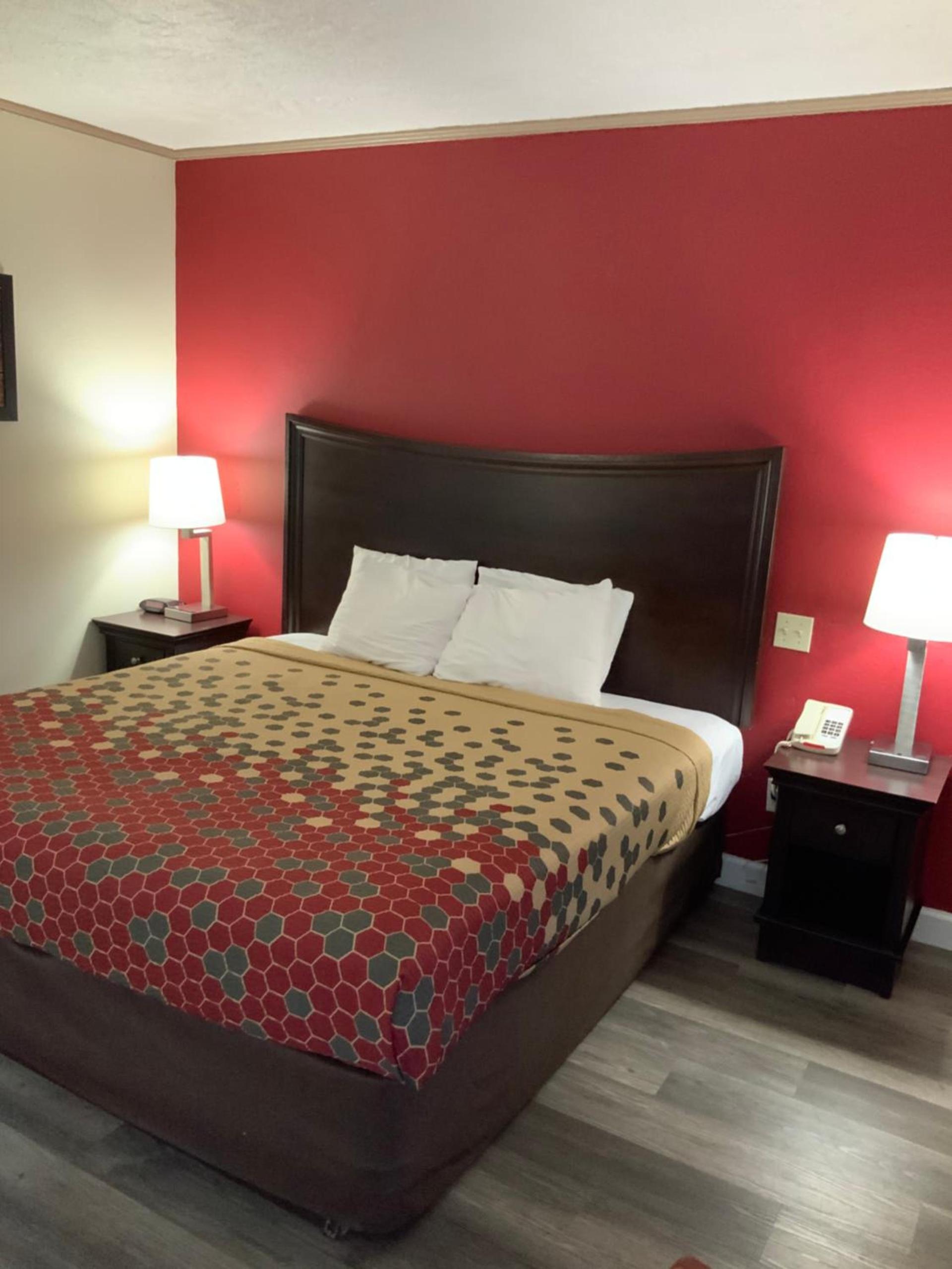 Perry Inn & Suites National Fairground I 75 photo 29