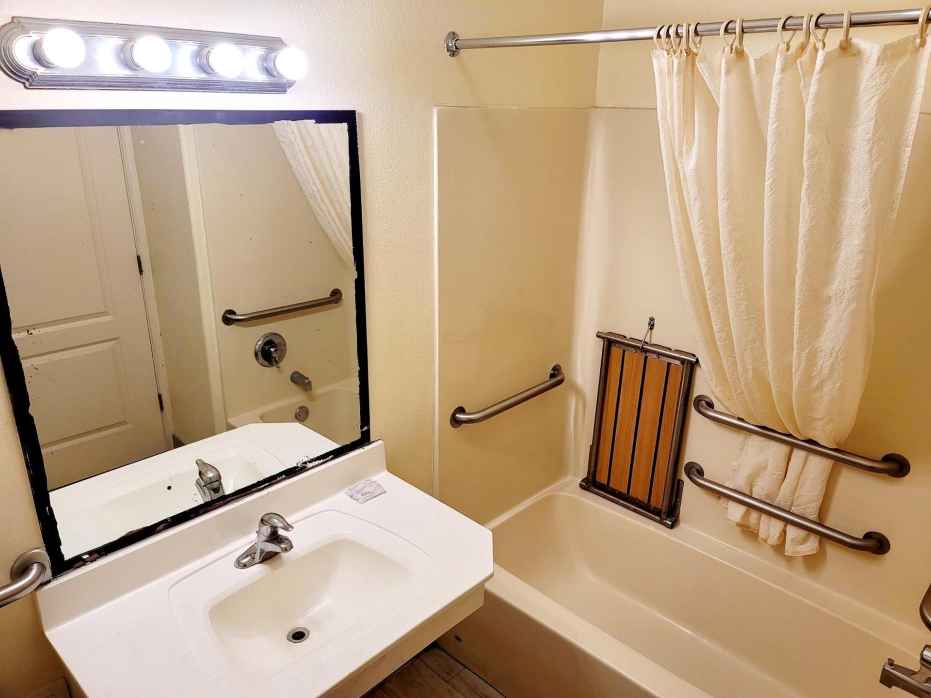 Casa Bella Hotel and Suites photo 26