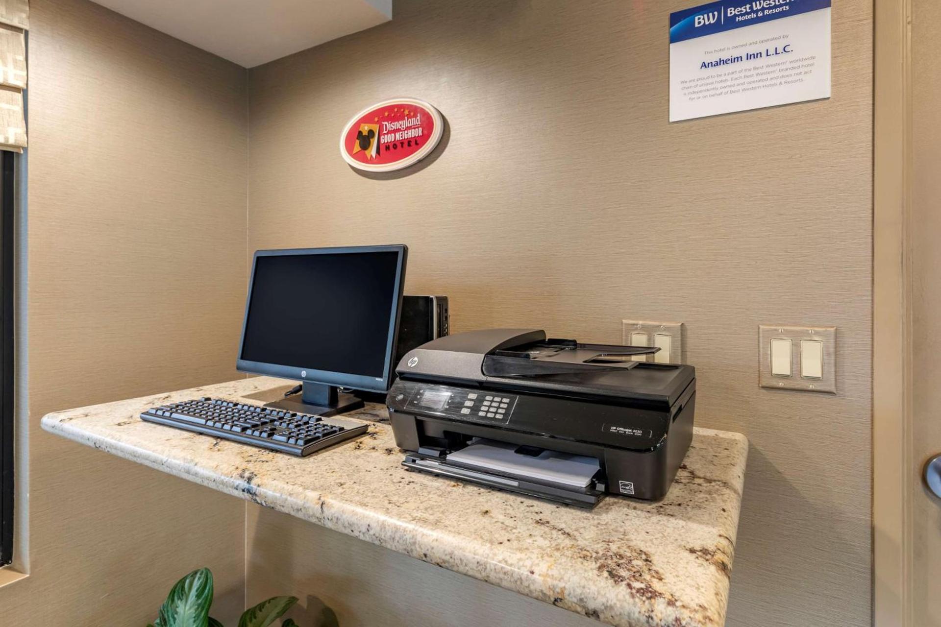 Best Western Plus Anaheim Inn photo 12