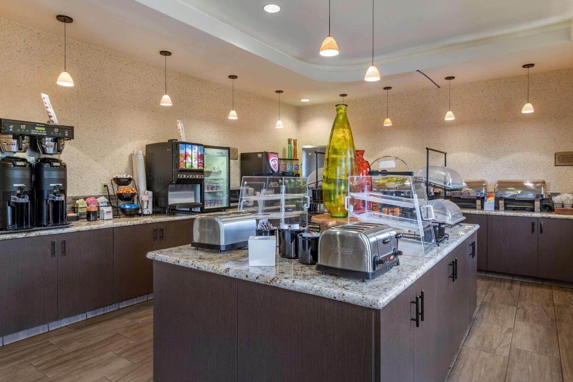 Best Western Plus Anaheim Inn photo 6