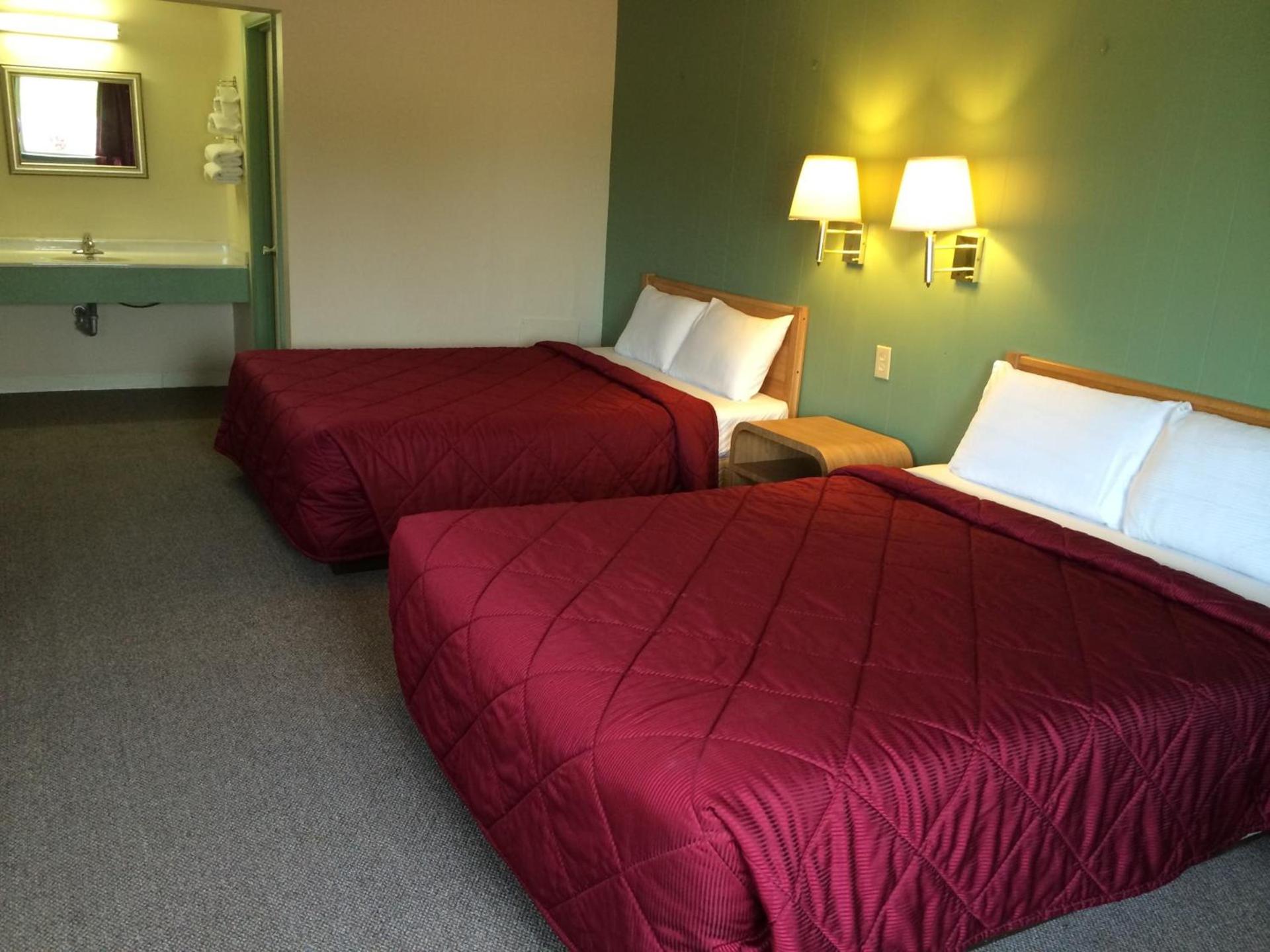 Super 7 Motel photo 26