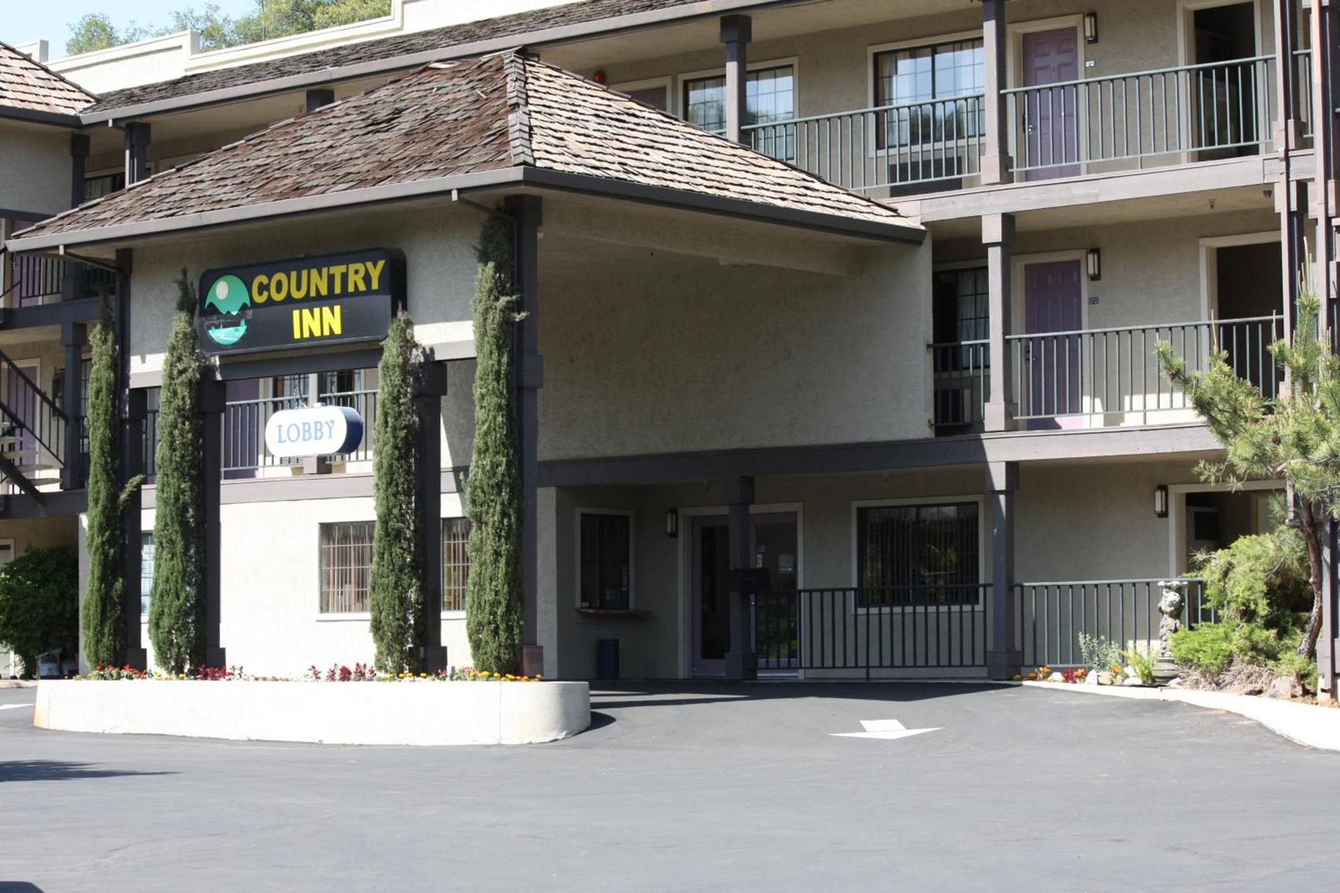 Country Inn Sonora photo 18
