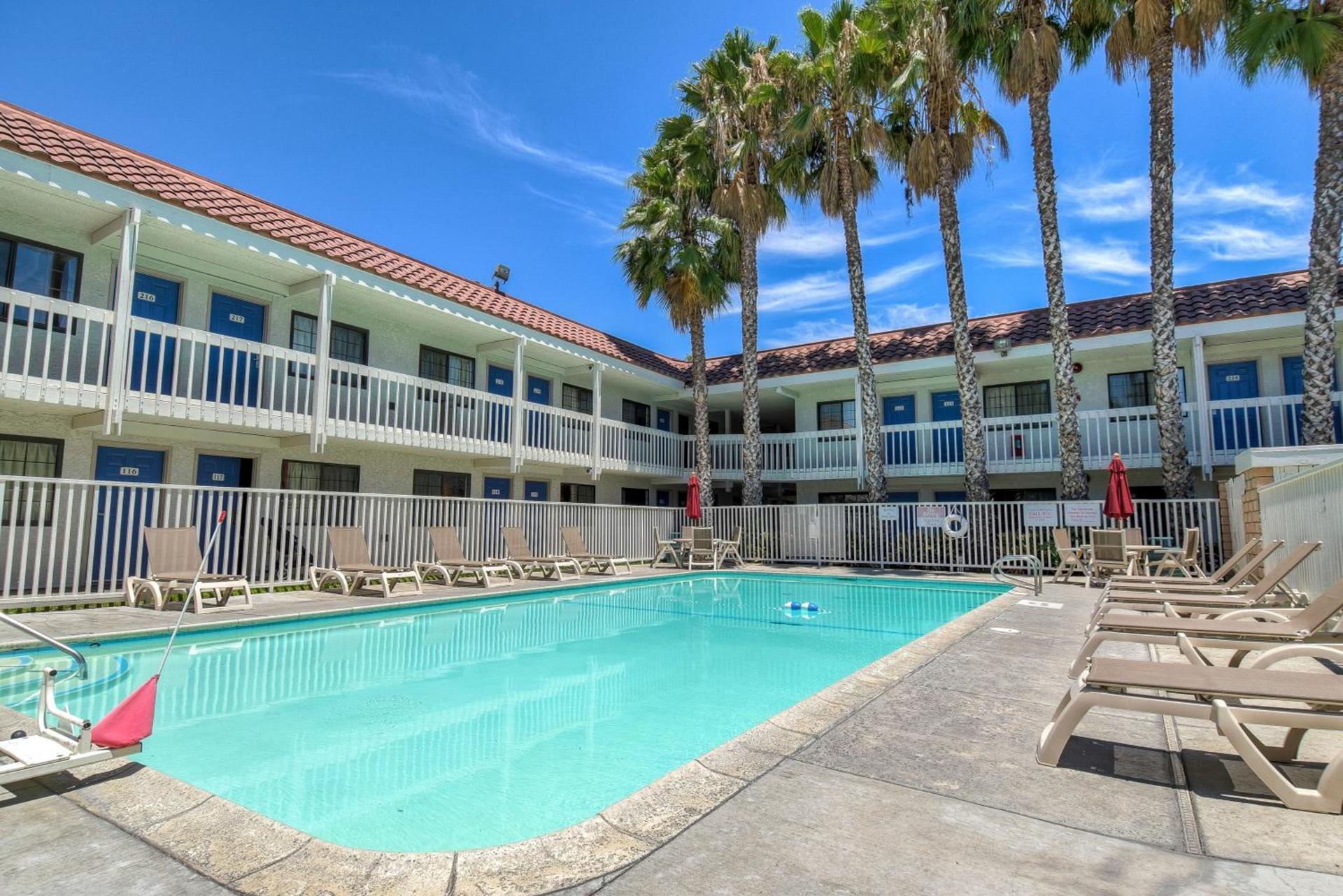 Motel 6-Pomona, CA - Los Angeles photo 33