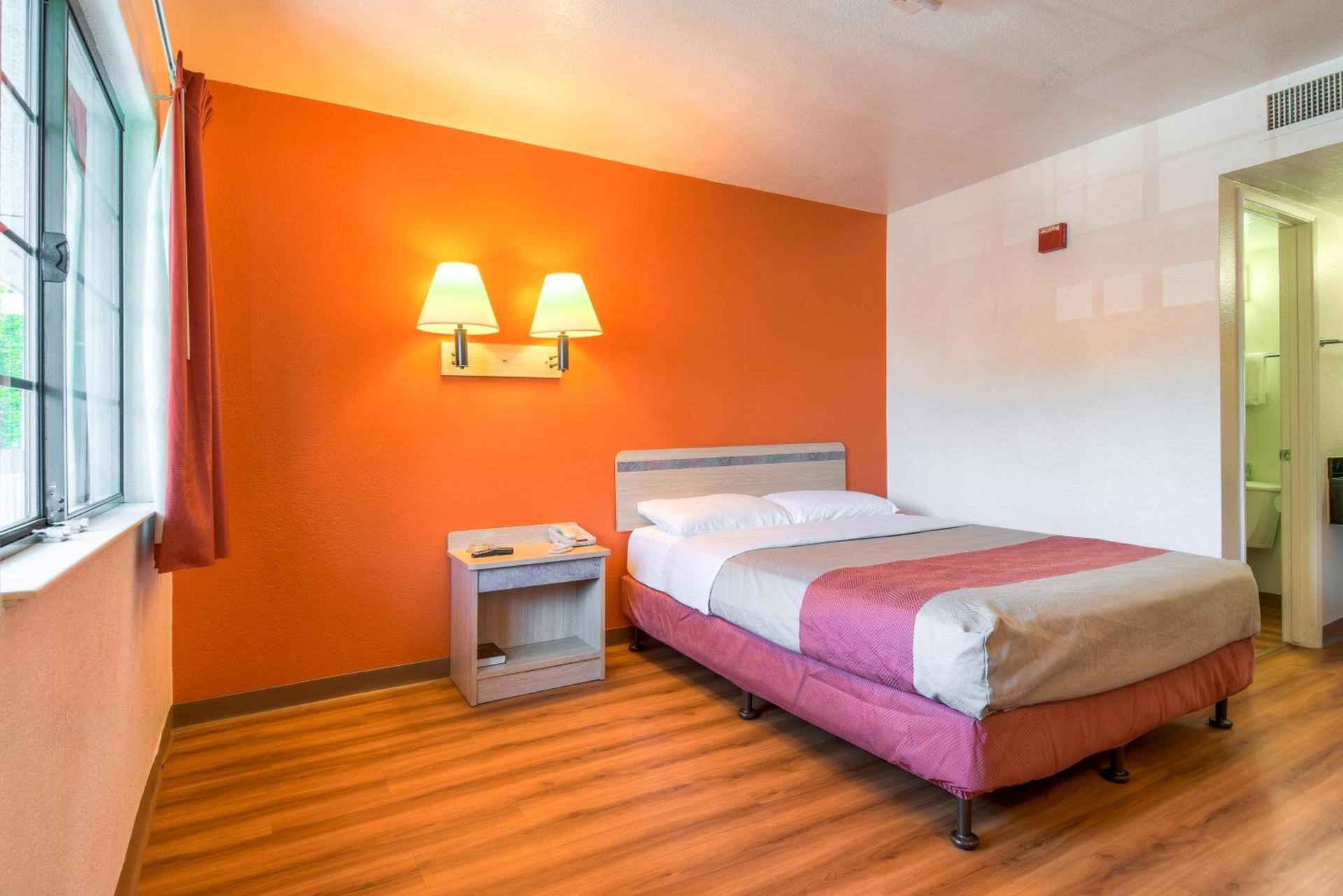 Motel 6-Pomona, CA - Los Angeles photo 34