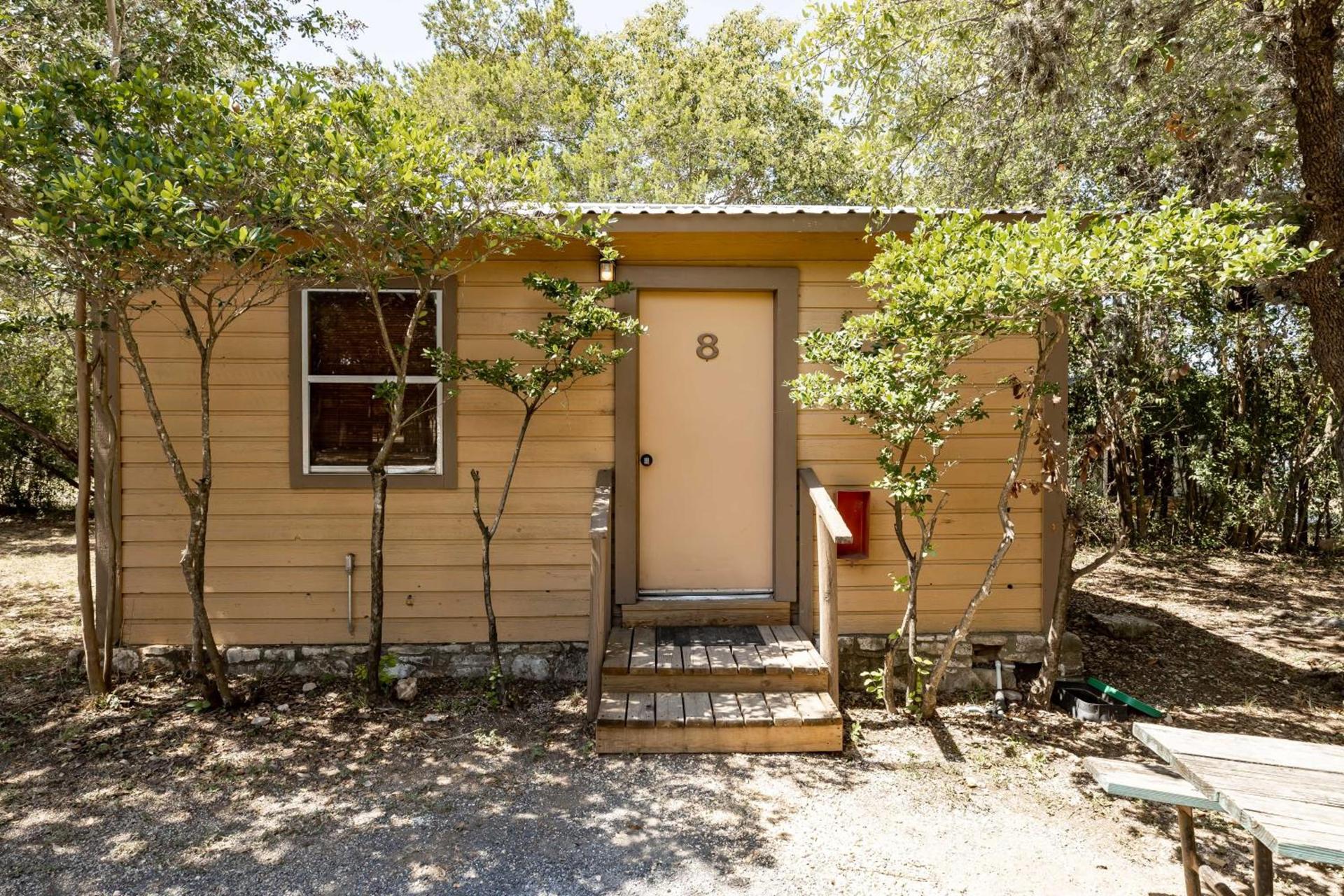 The Historic Leakey Inn photo 10