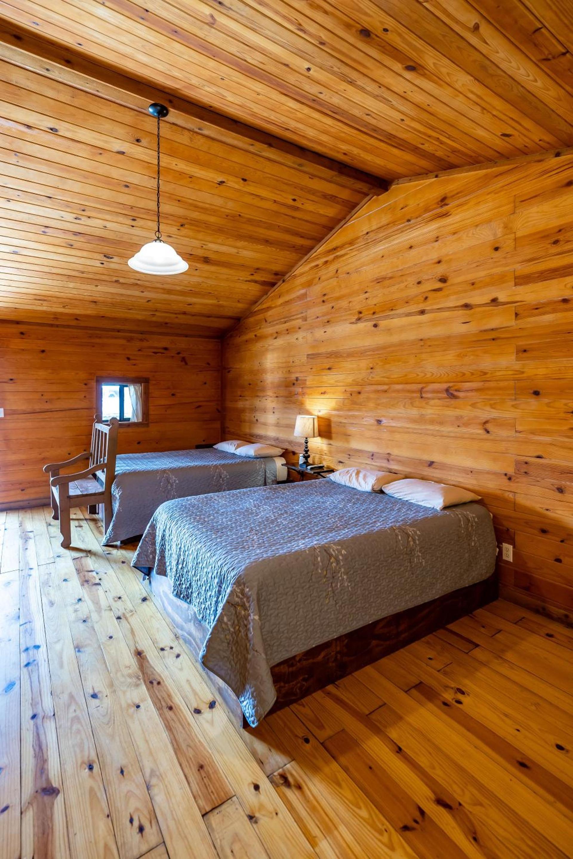 The Historic Leakey Inn photo 89
