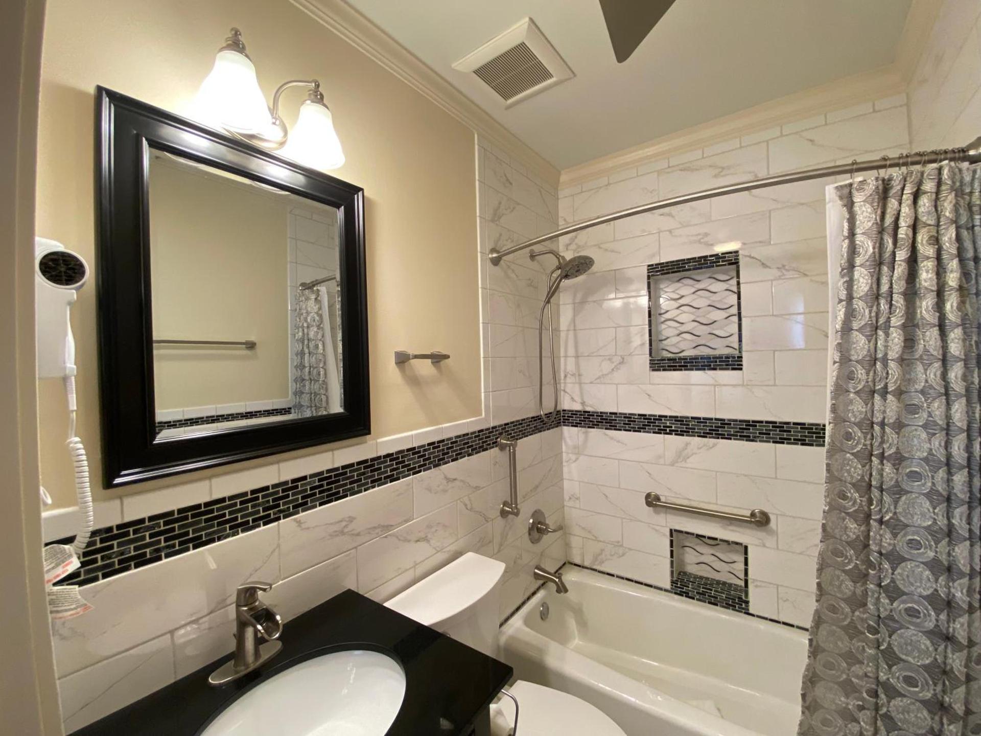 McKean Manor photo 40
