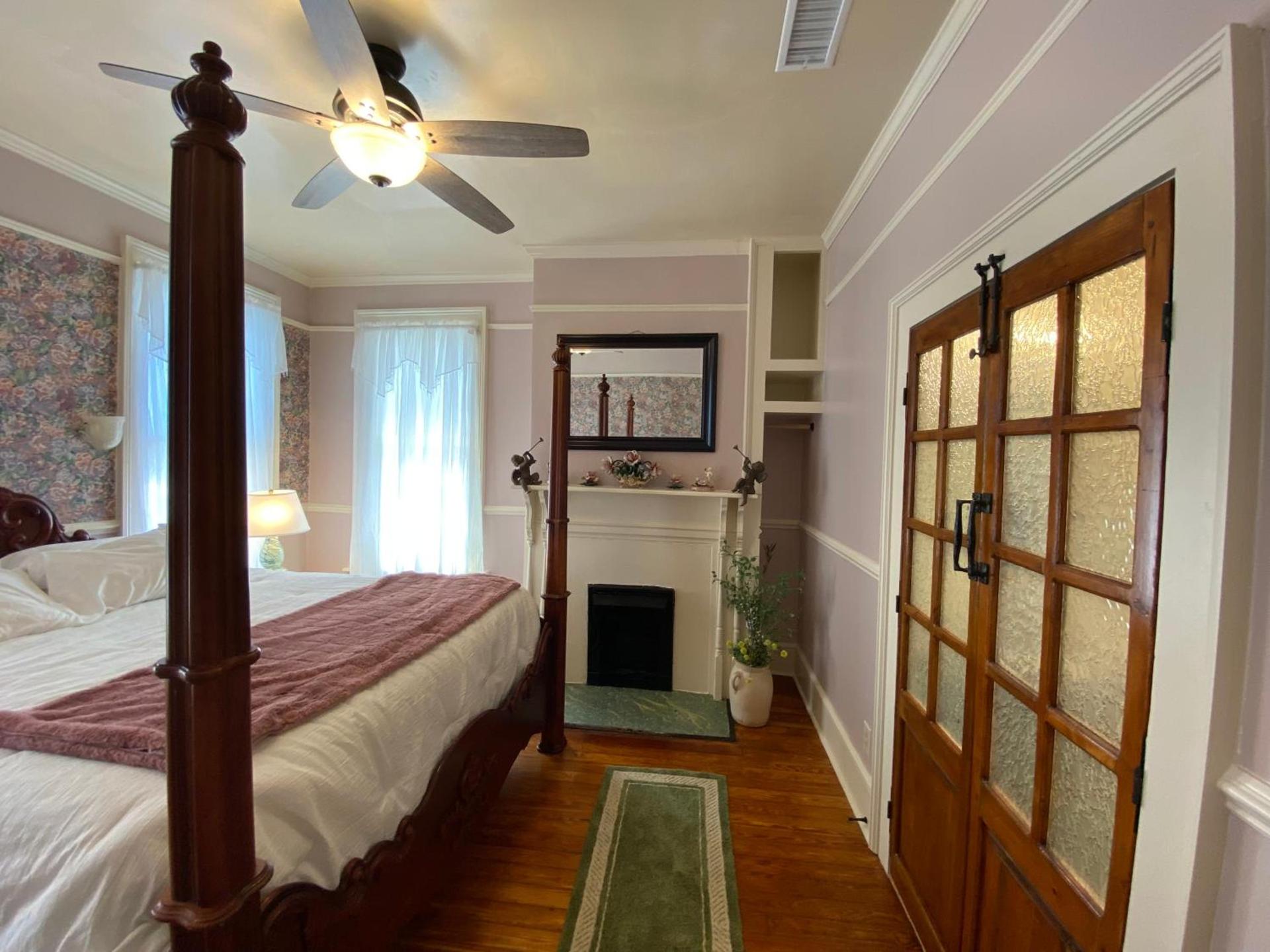 McKean Manor photo 35