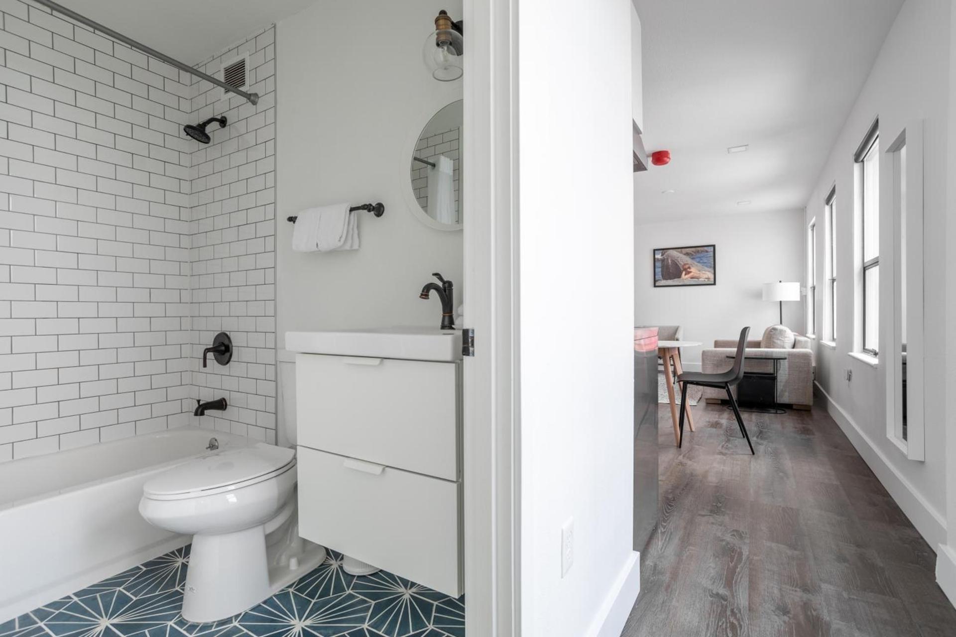 Reside Seattle Downtown, a Wyndham Residence photo 38