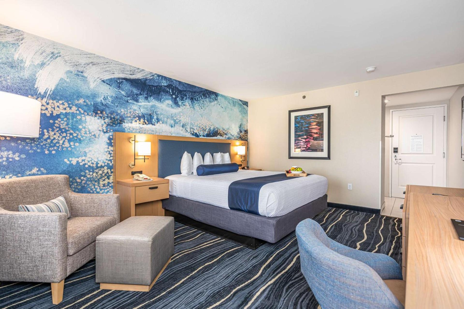 Best Western Plus Marina Gateway Hotel photo 30