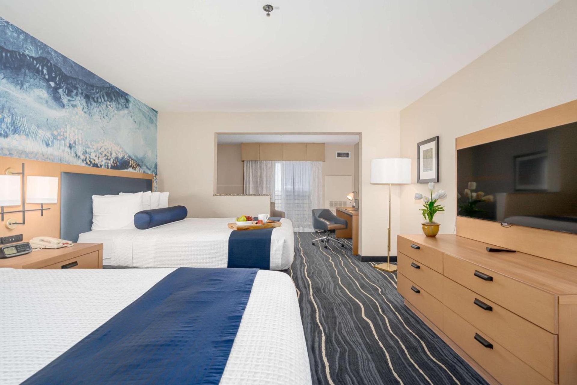 Best Western Plus Marina Gateway Hotel photo 33