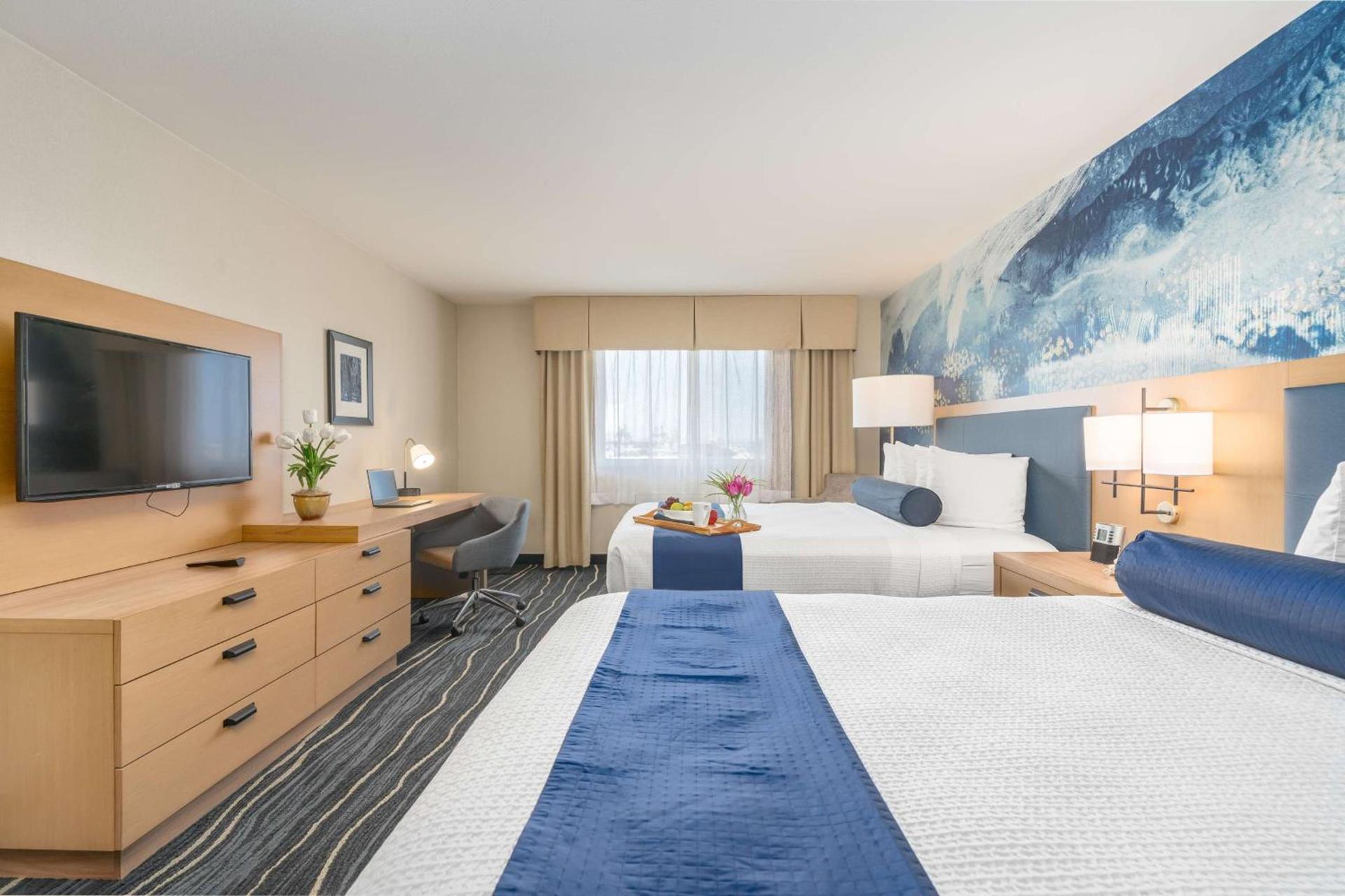 Best Western Plus Marina Gateway Hotel photo 35