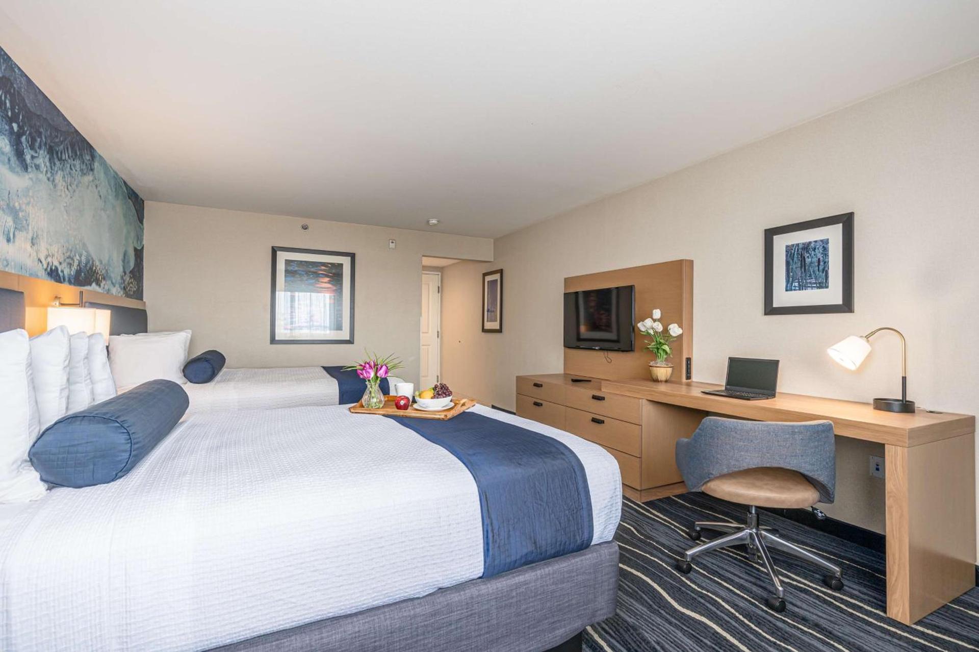 Best Western Plus Marina Gateway Hotel photo 36
