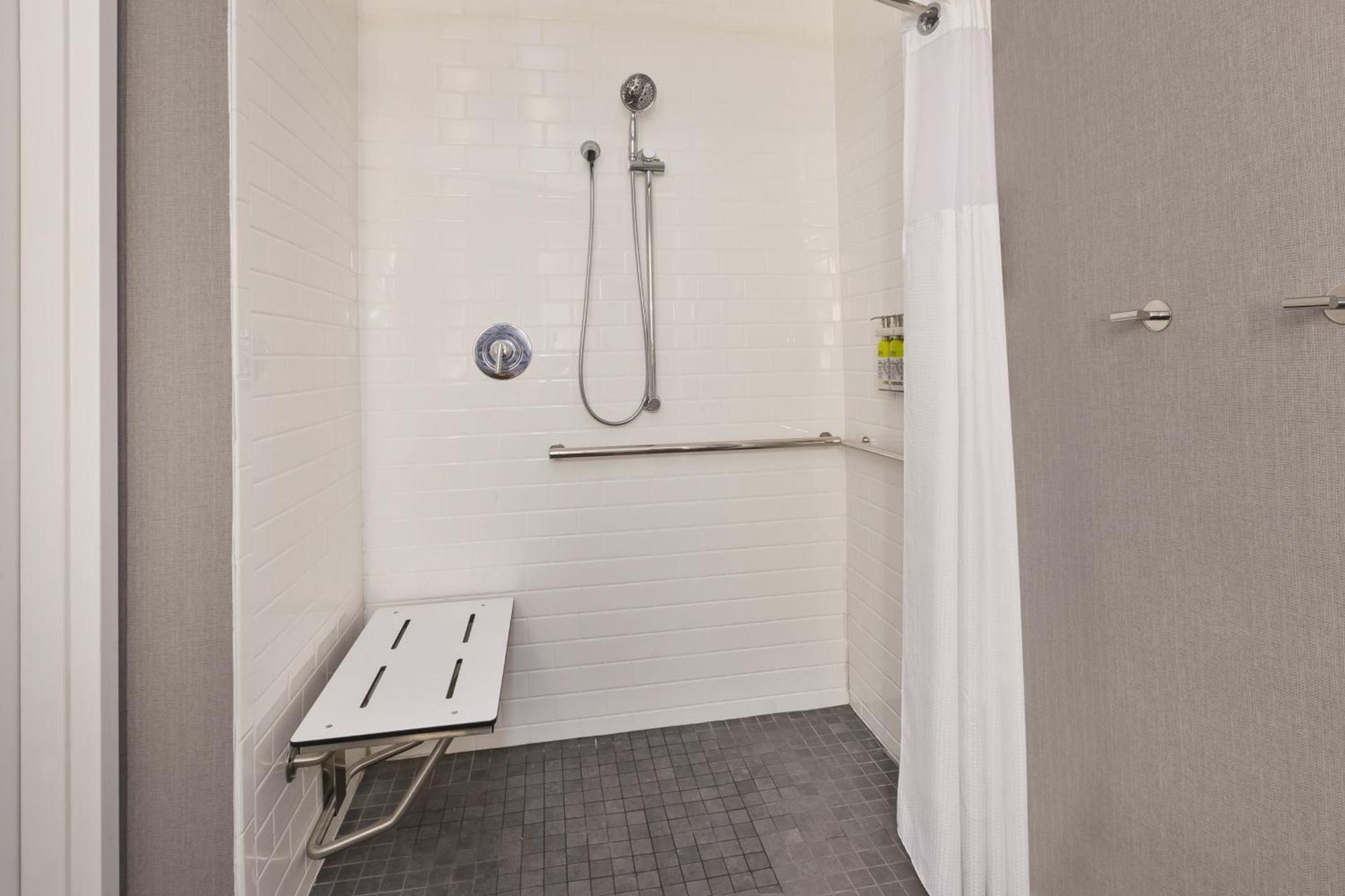 Staybridge Suites Pittsburgh Airport by IHG photo 38