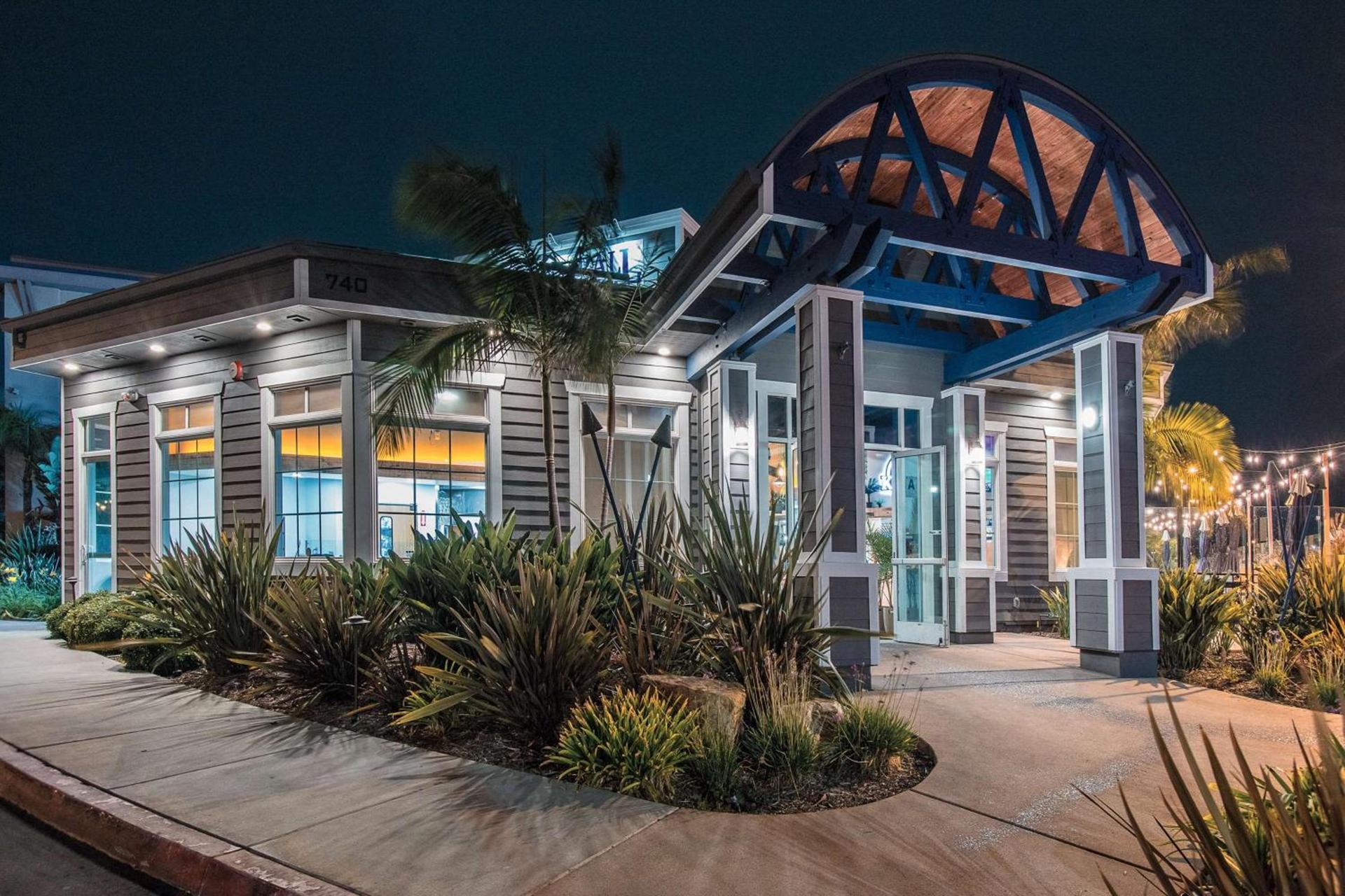 Best Western Plus Marina Gateway Hotel photo 5