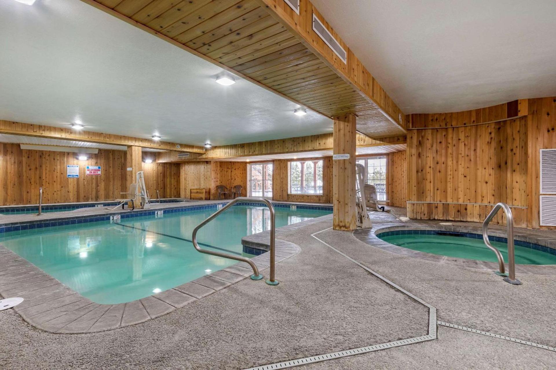 Mountain Edge Suites at Sunapee, an Ascend Collection Hotel photo 34