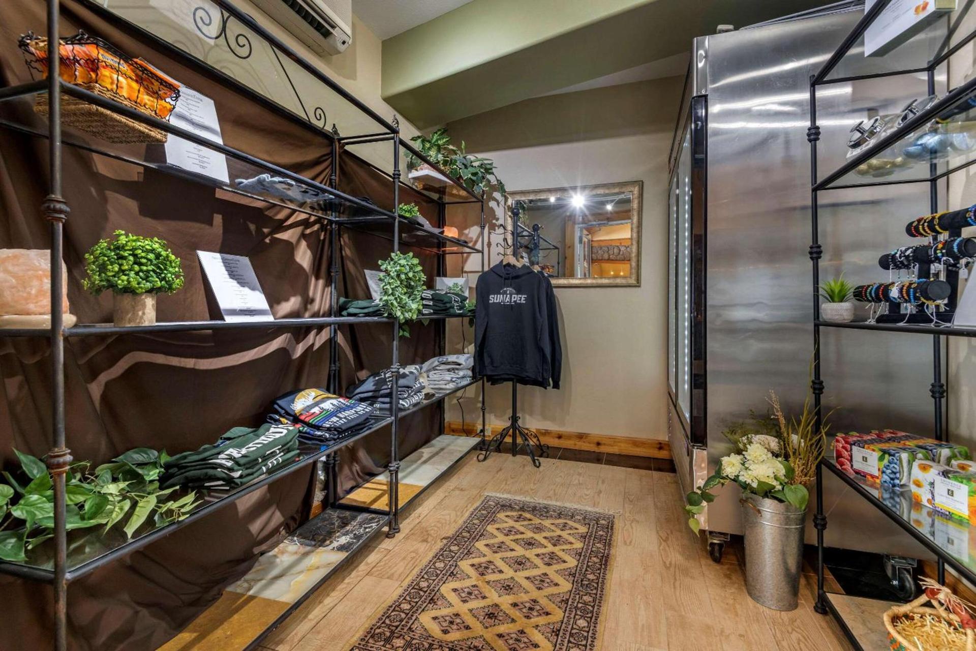 Mountain Edge Suites at Sunapee, an Ascend Collection Hotel photo 39