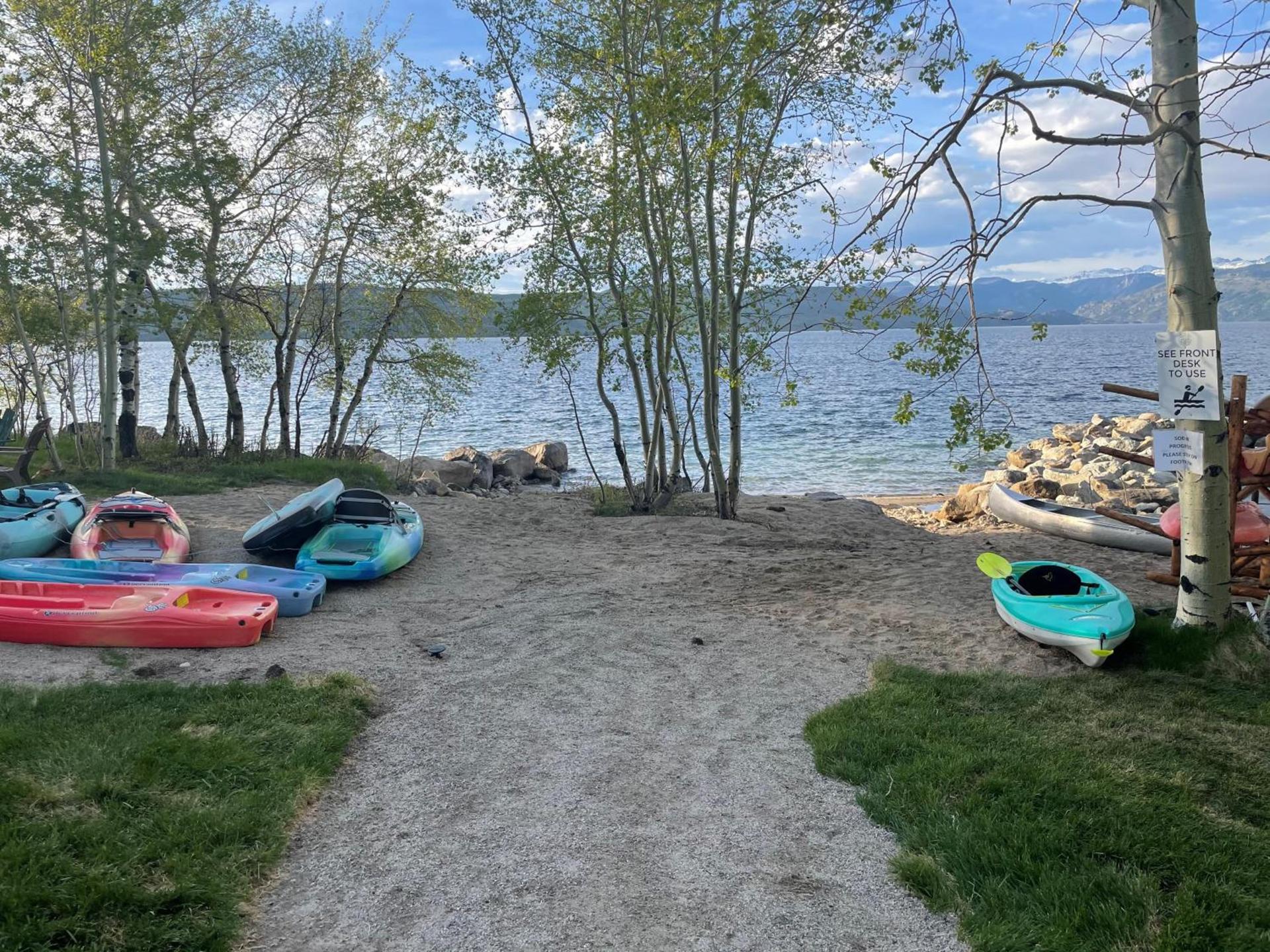 Lakeside Lodge Resort and Marina photo 3