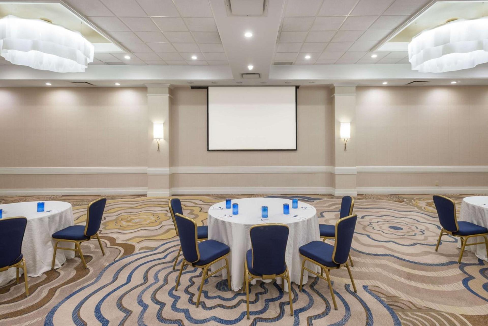Sonesta White Plains Downtown photo 65