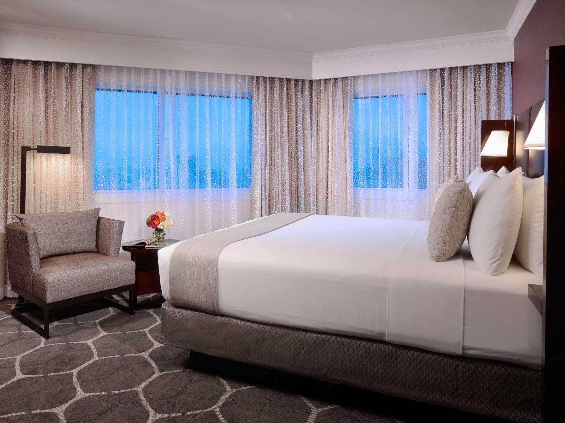 The Royal Sonesta Houston Galleria photo 2
