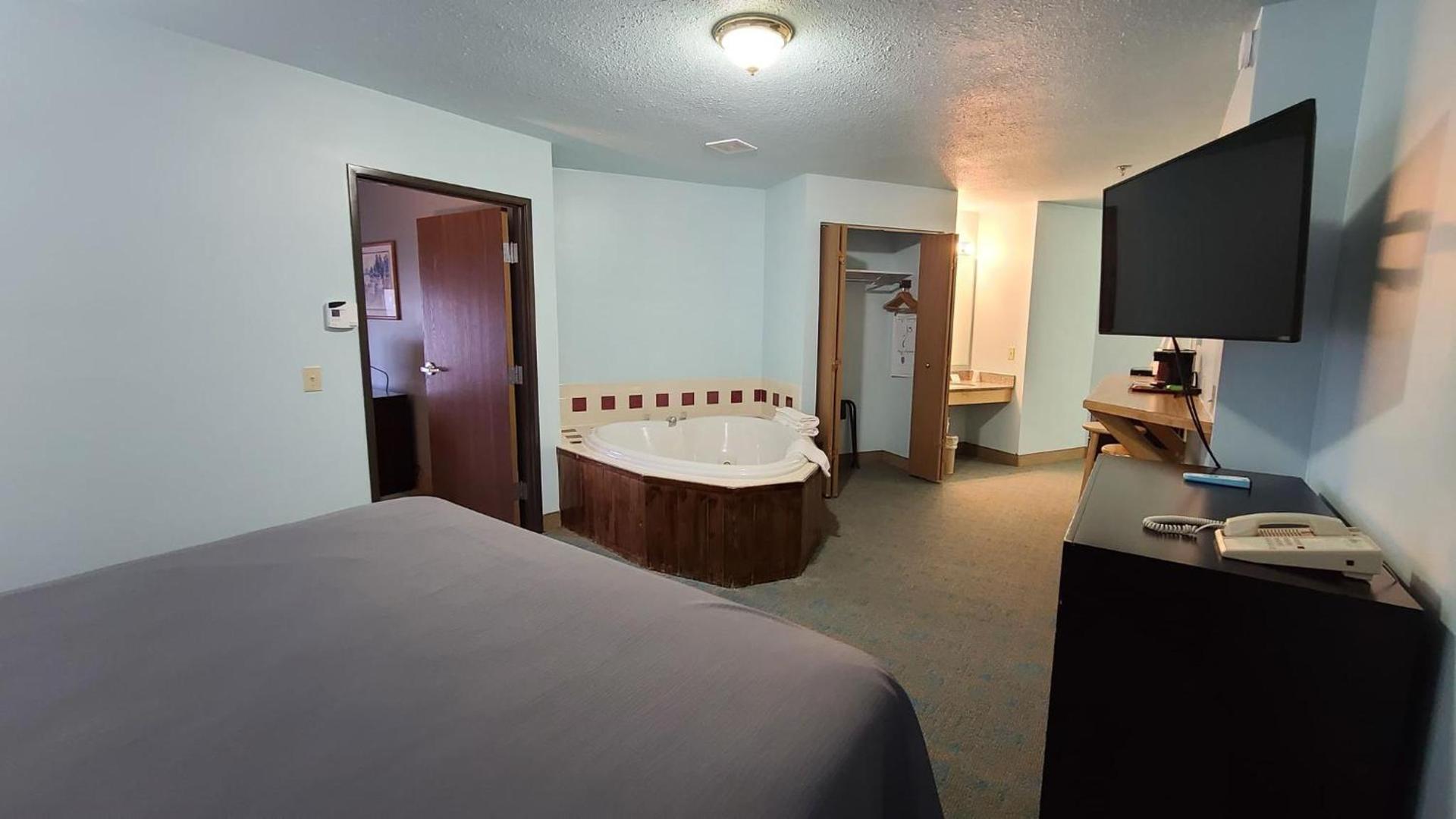 Bay Inn photo 36