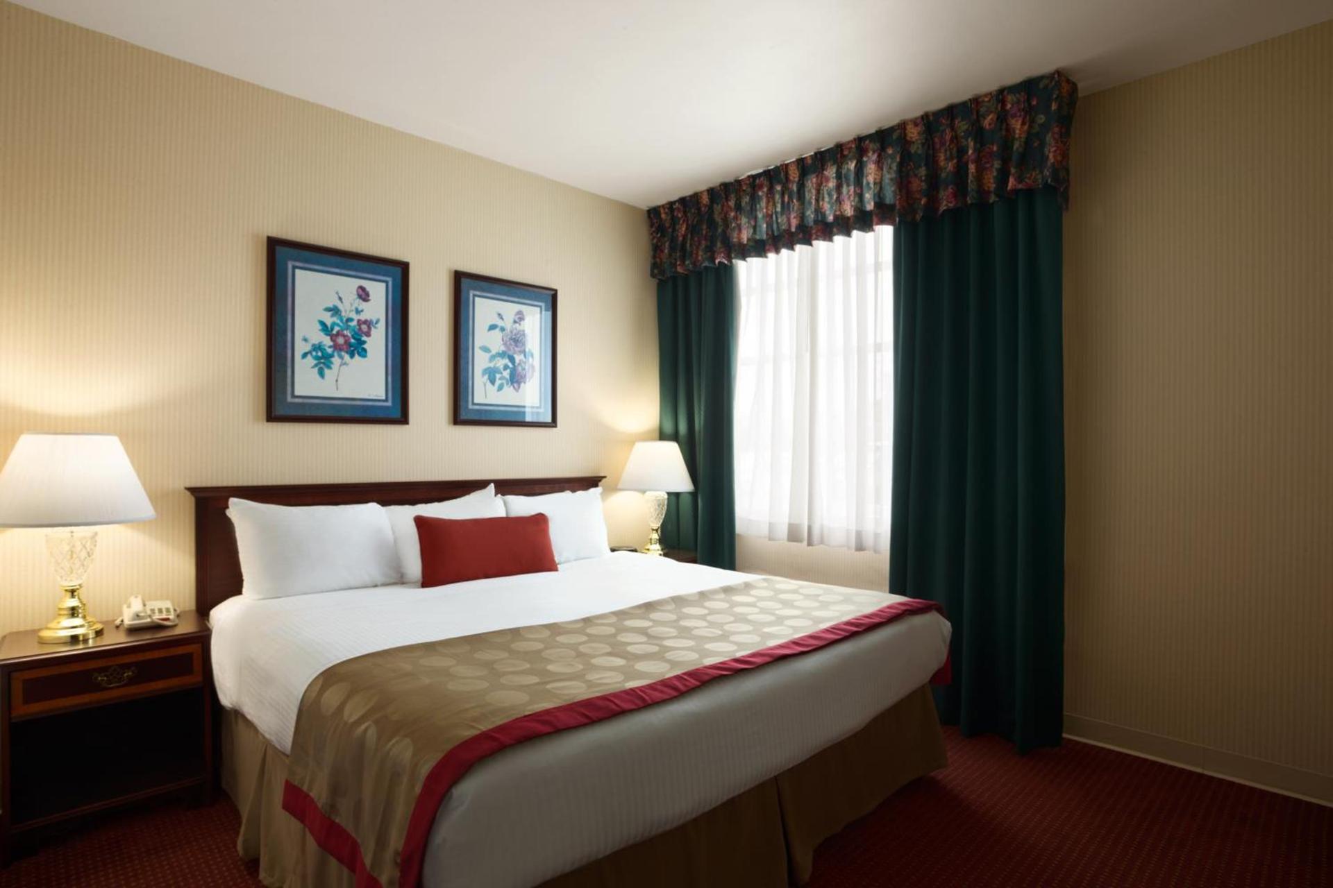 Ramada by Wyndham Ligonier photo 58