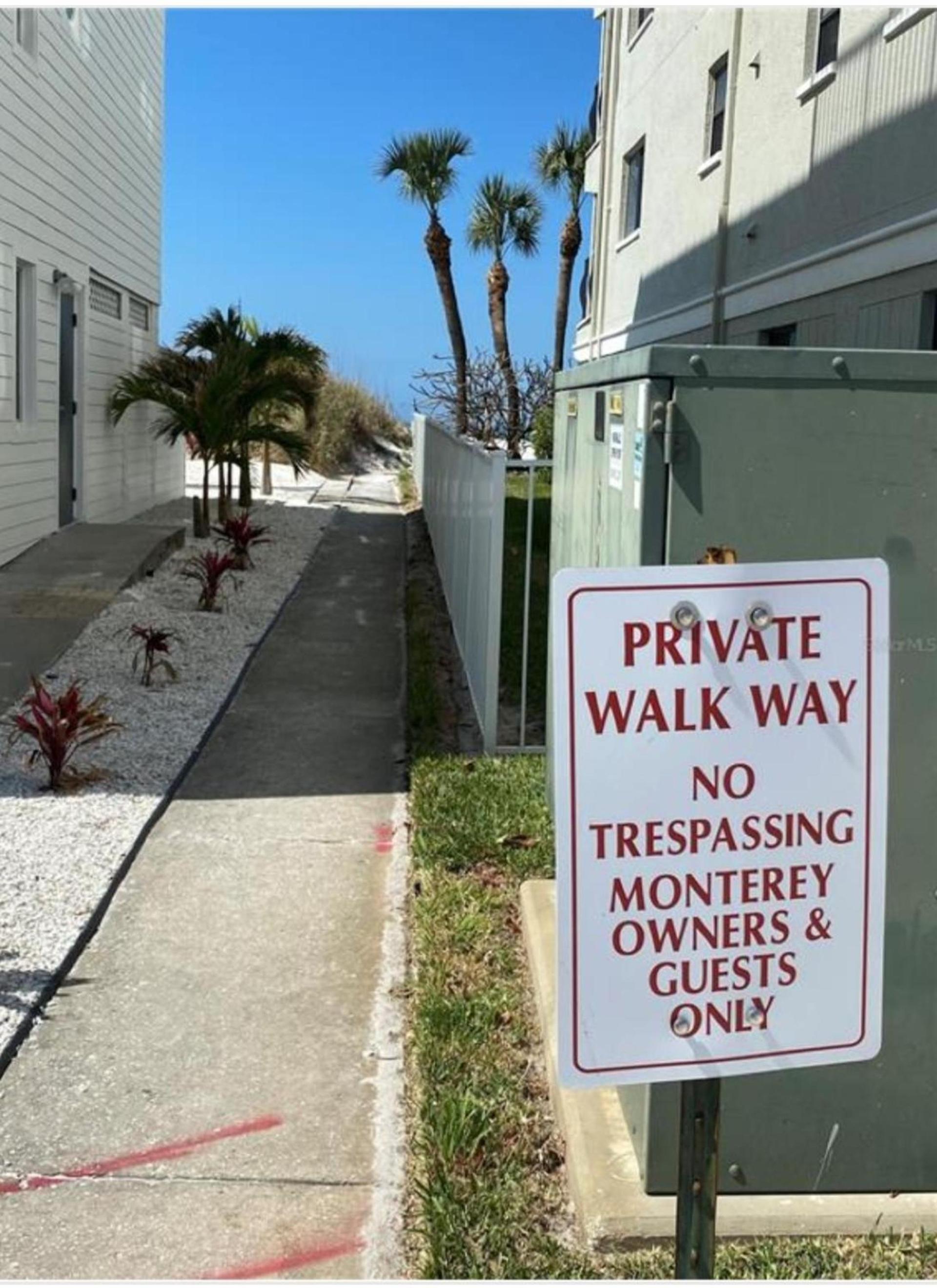 The Monterey Beach Resort photo 4