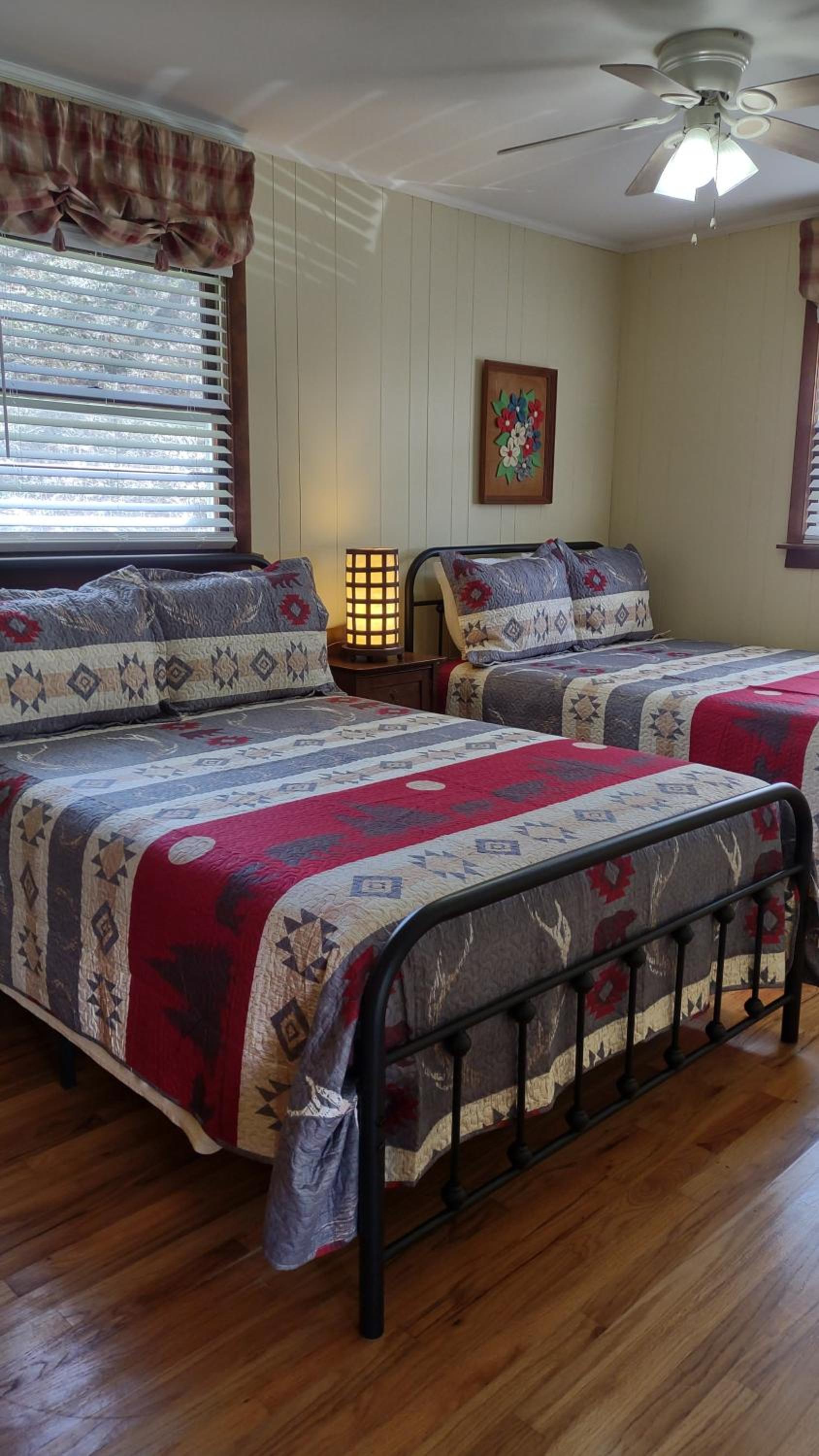 Cozy Creek Cottages photo 4