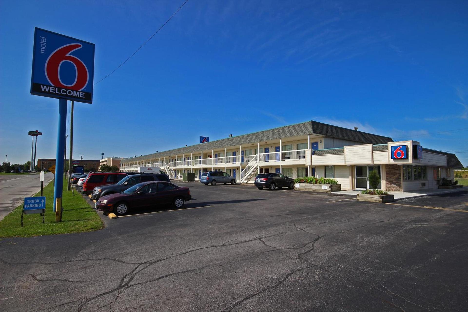 Motel 6-Lima, OH photo 35