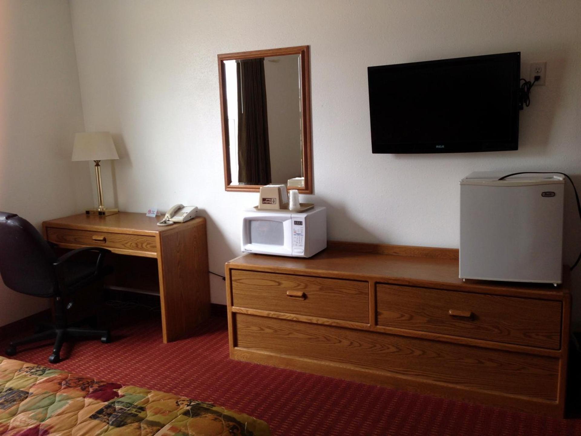 Budget Host Caribou Inn photo 3
