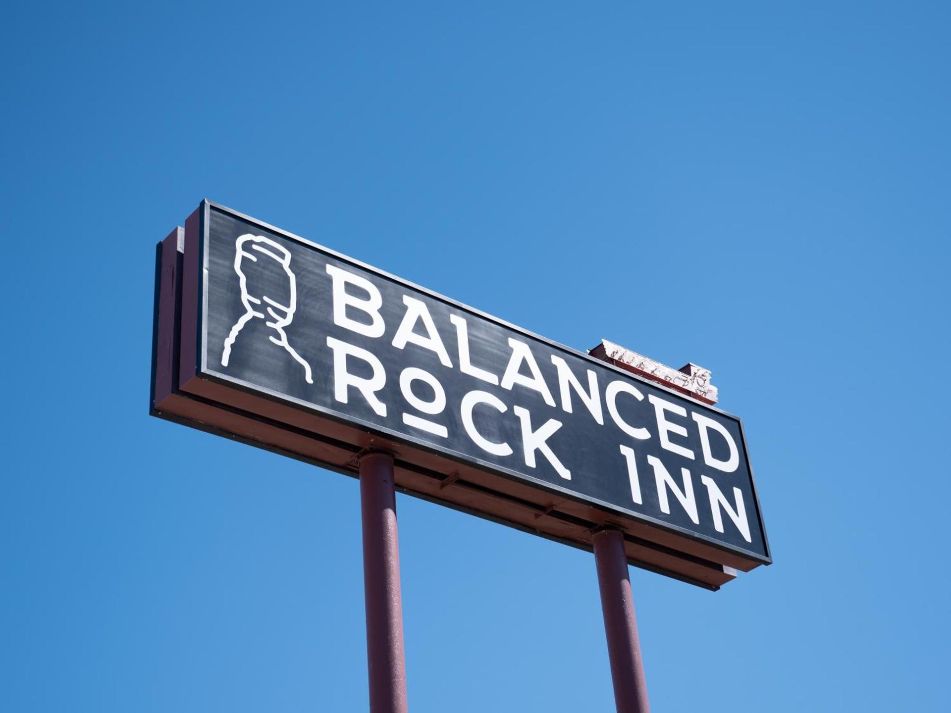 Balanced Rock Inn photo 4