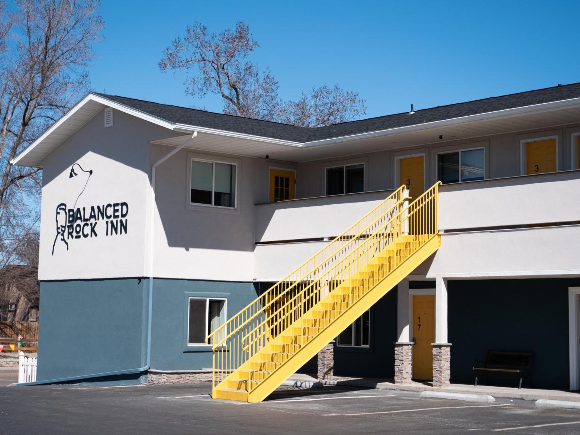 Balanced Rock Inn photo 21