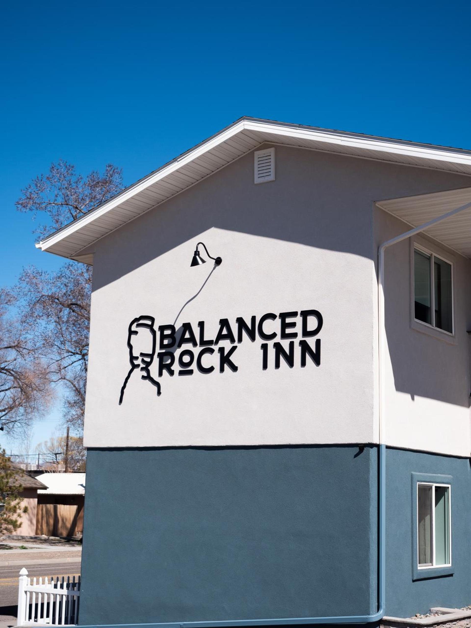 Balanced Rock Inn photo 26