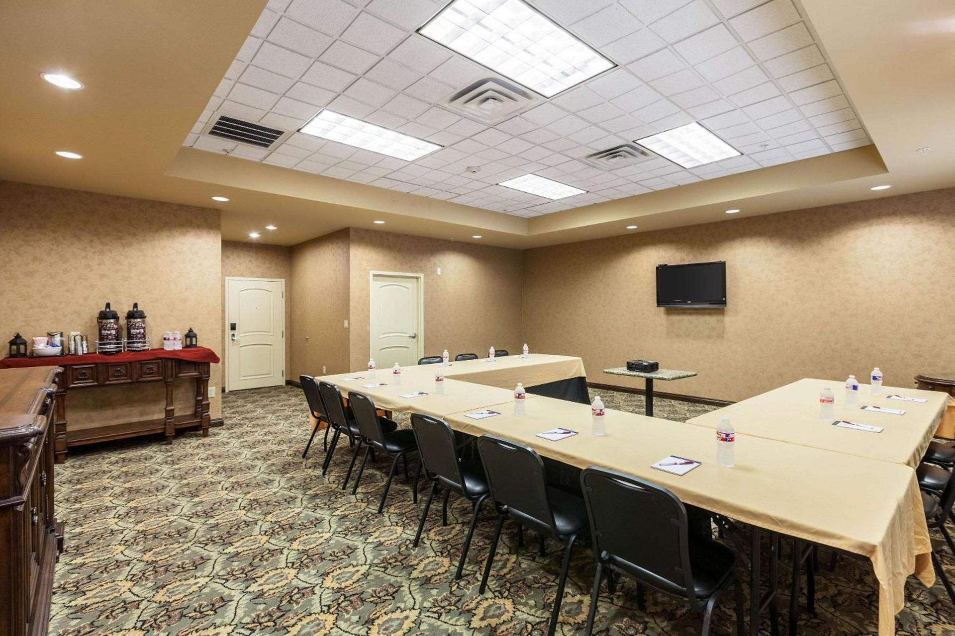 Comfort Suites Alamo-River walk photo 23