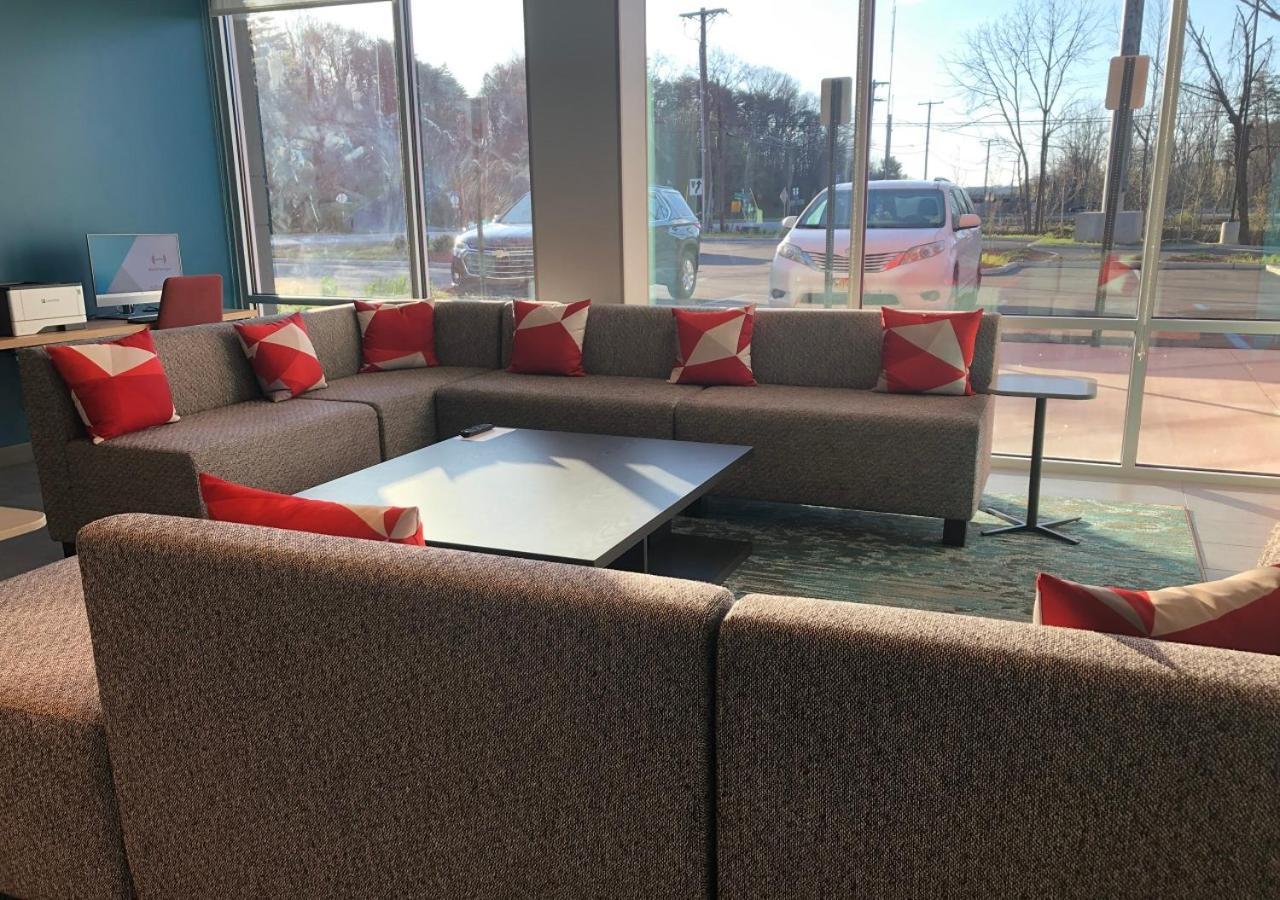 avid hotels - Salem by IHG photo 7