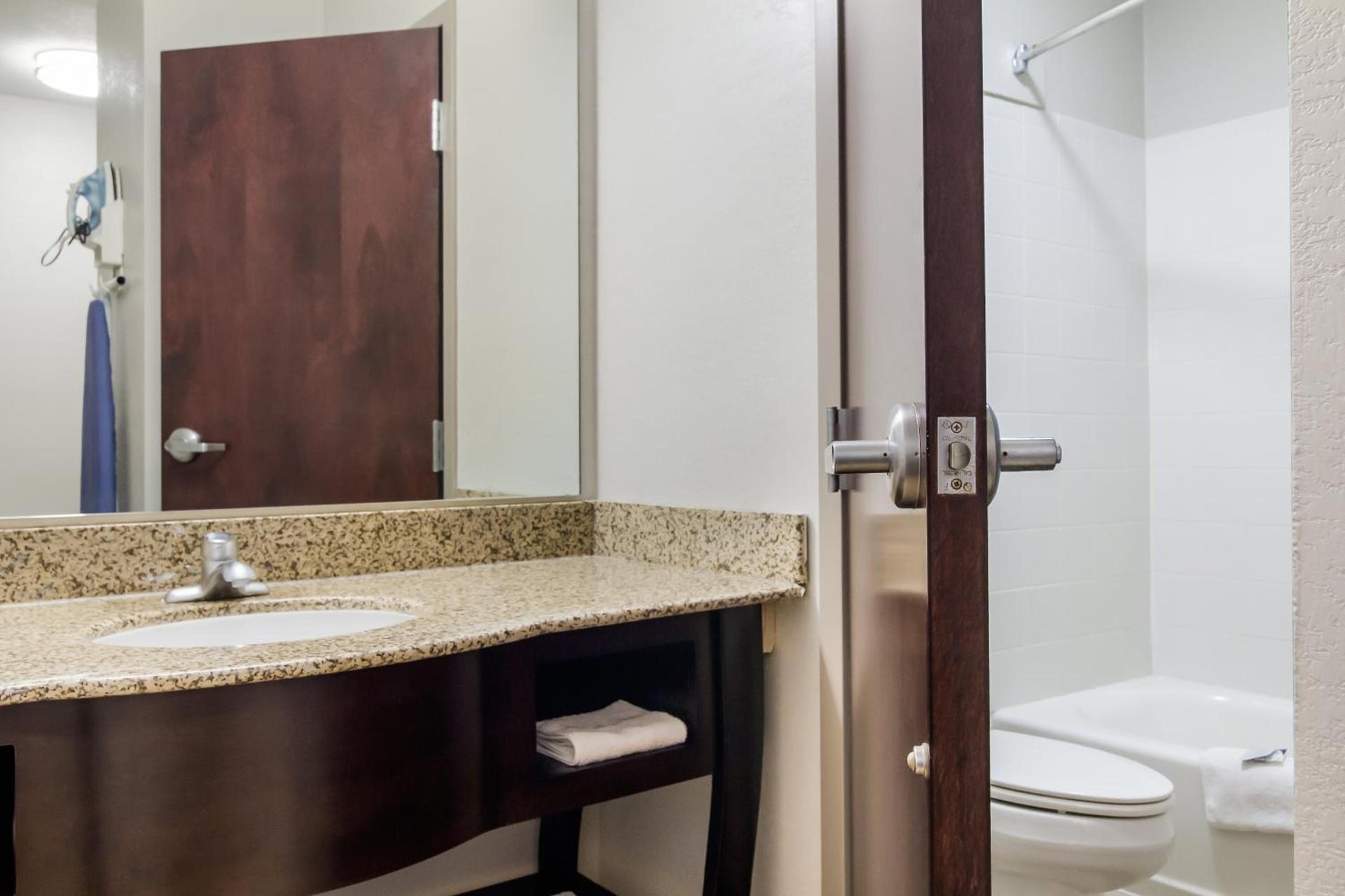 Red Roof Inn I-95 North Brunswick Darien photo 36