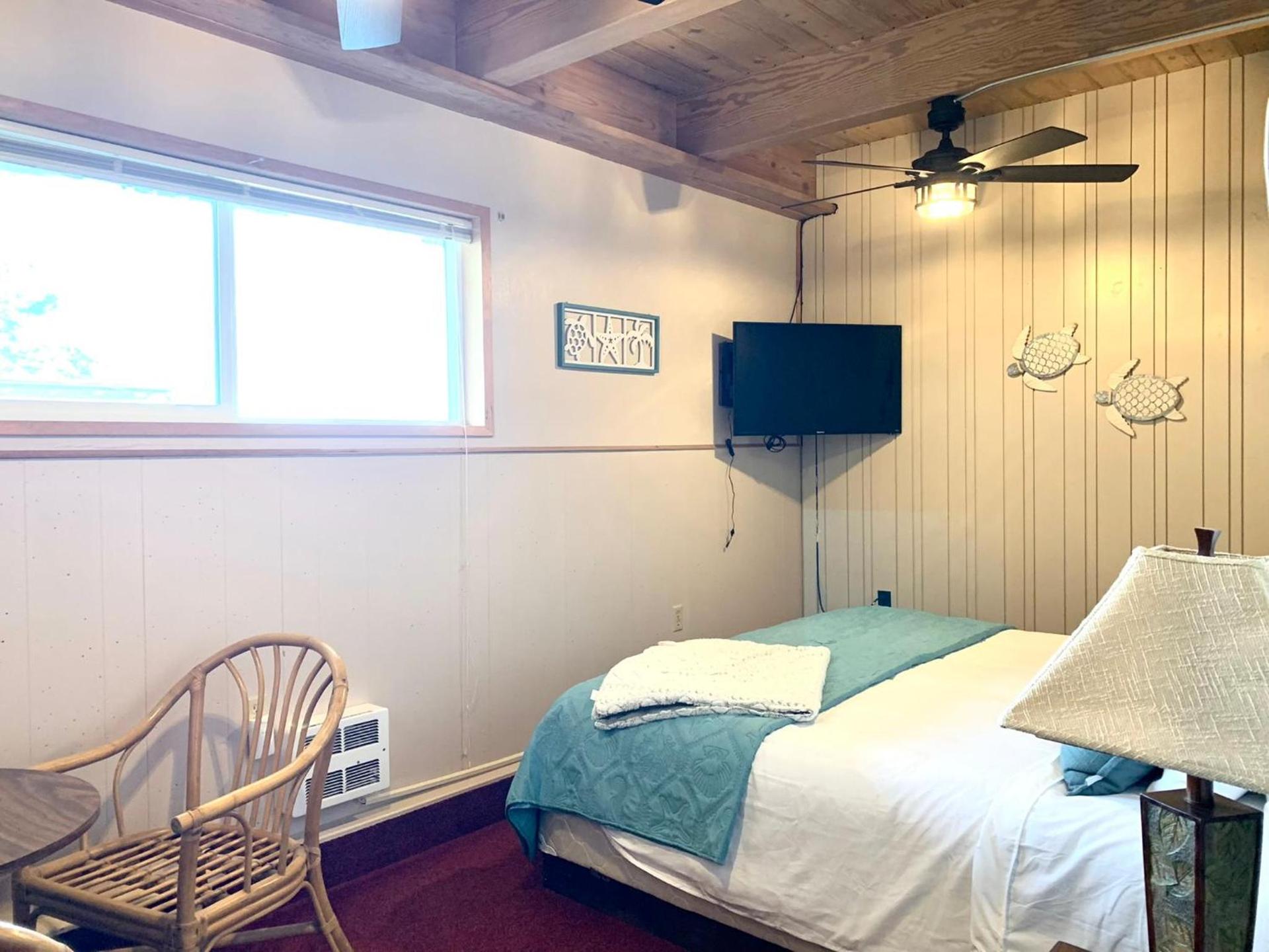 Breakers Boutique Inn photo 16