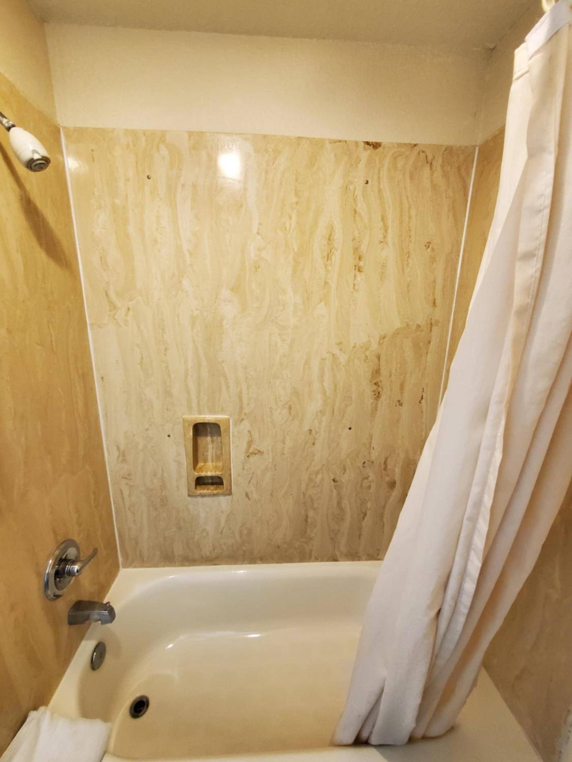 River Inn Motel photo 9